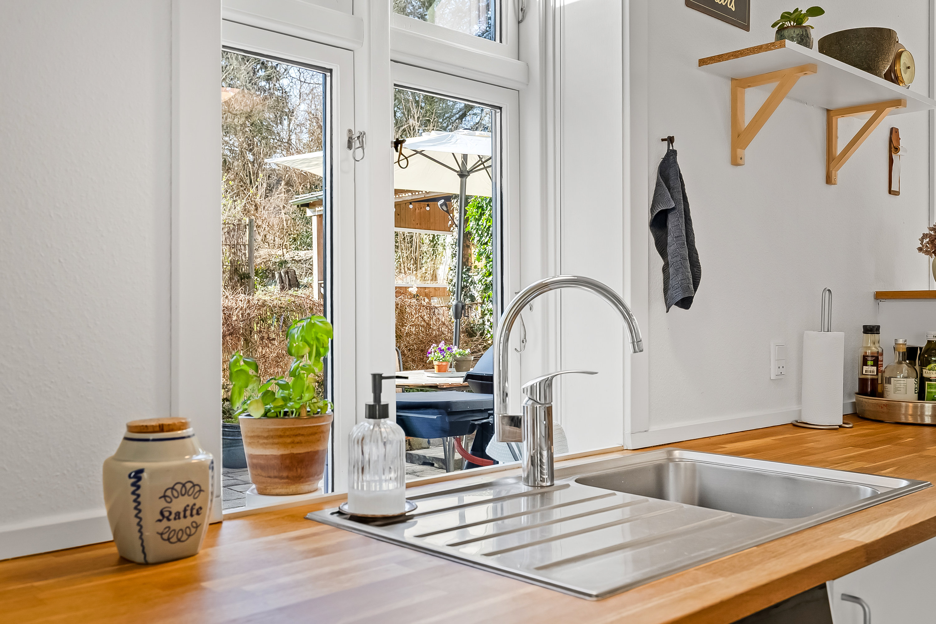 Fremhævet køkken billede i fuldskærmstilstand. Billede af Seest Bakke 109, 6000 Kolding