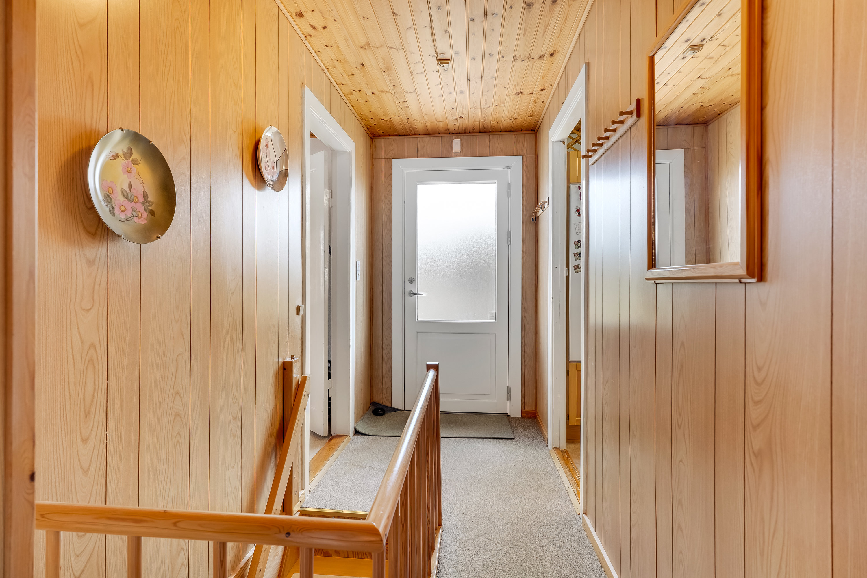 Fremhævet gang billede i fuldskærmstilstand. Billede af Rosmarksvej 2, 4900 Nakskov