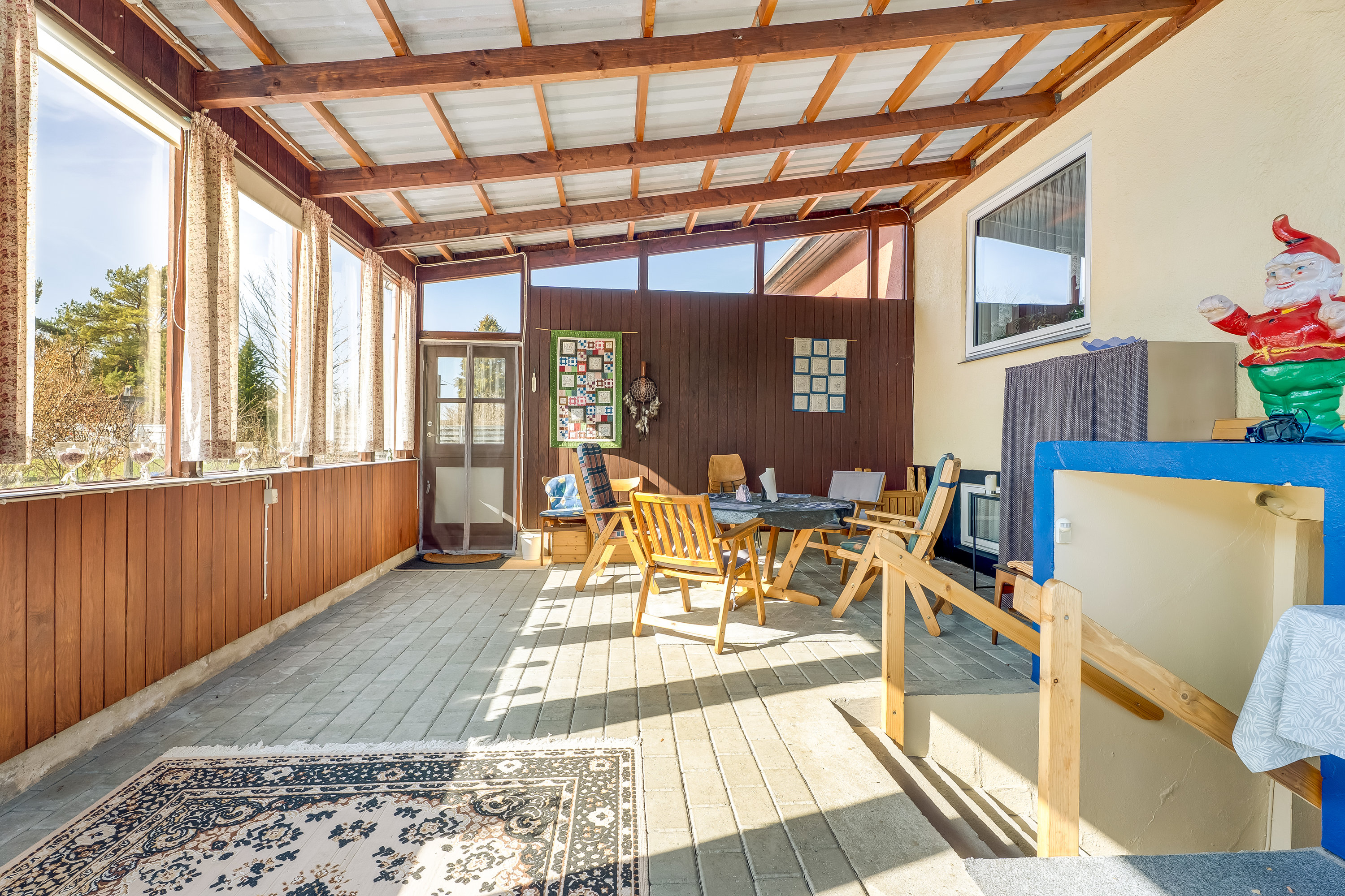 Fremhævet udestue billede i fuldskærmstilstand. Billede af Rosmarksvej 2, 4900 Nakskov