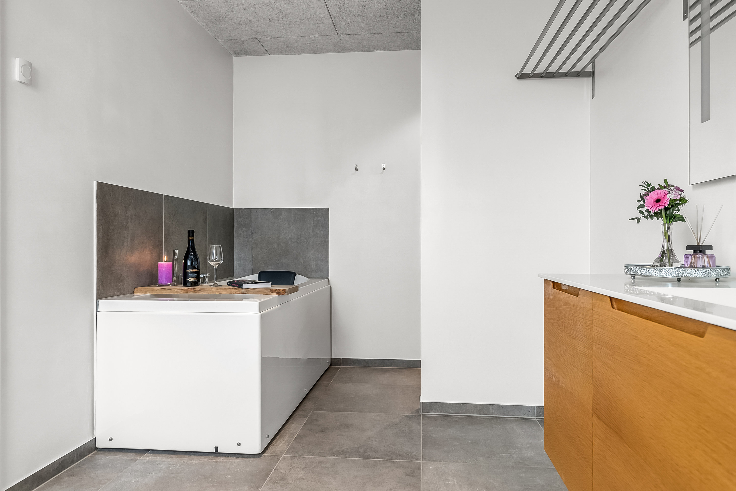 Fremhævet badeværelse billede i fuldskærmstilstand. Billede af Vindinghave 16, 7100 Vejle