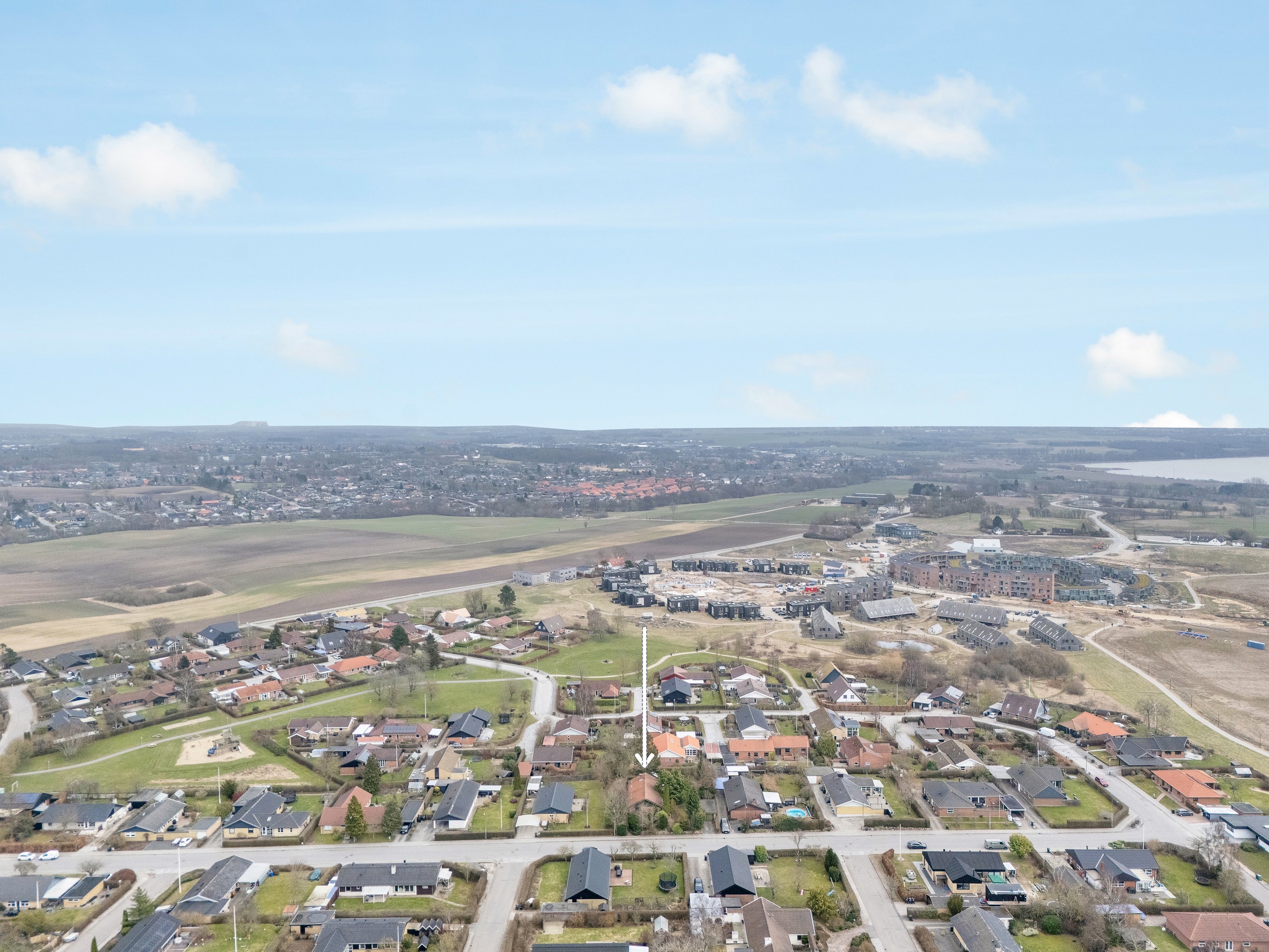 Fremhævet luftfoto billede i fuldskærmstilstand. Billede af Stokbrovej 77, Elev, 8520 Lystrup