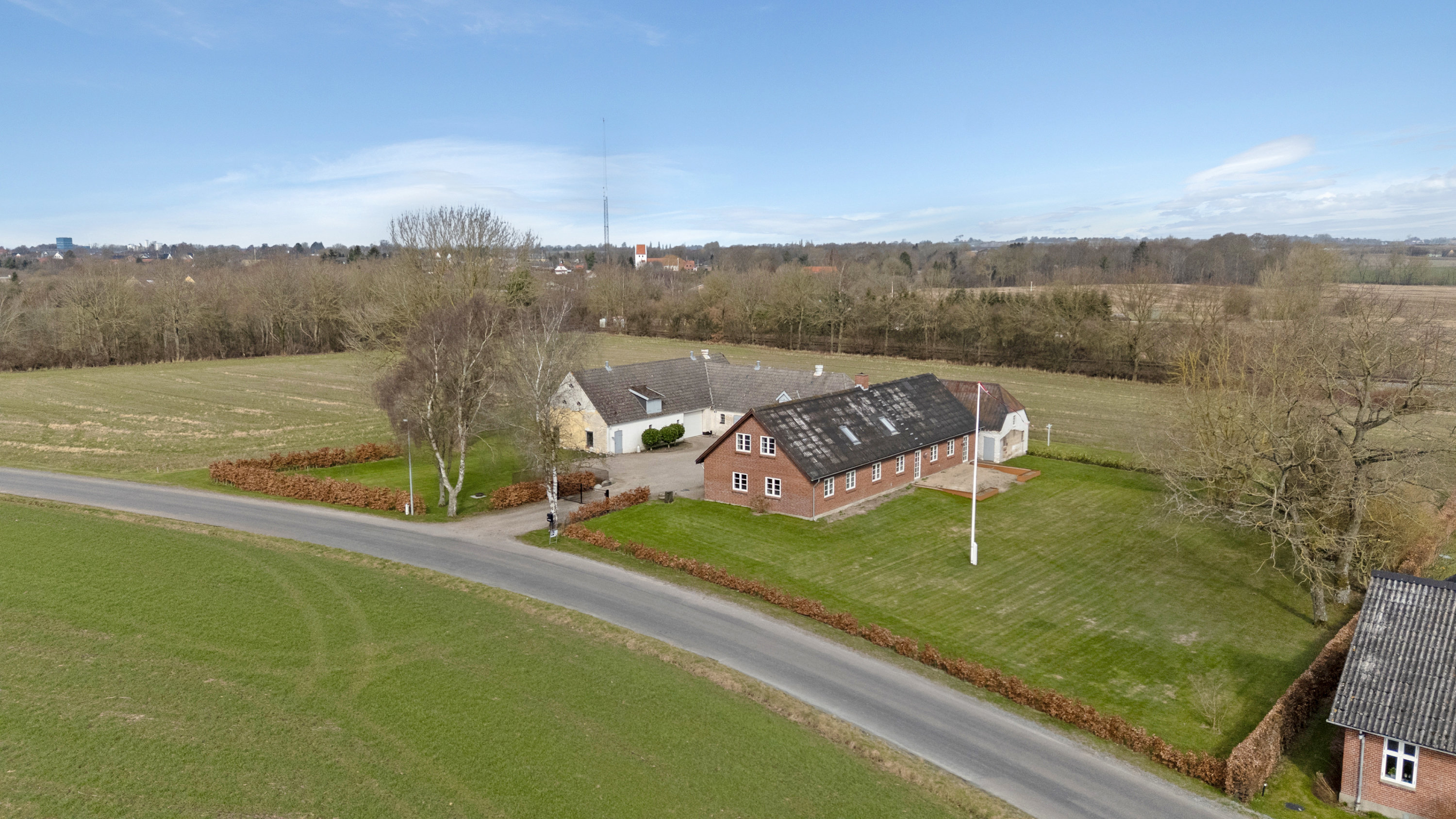 Landejendom: Facade på Byllerup 3, 5580 Nørre Aaby