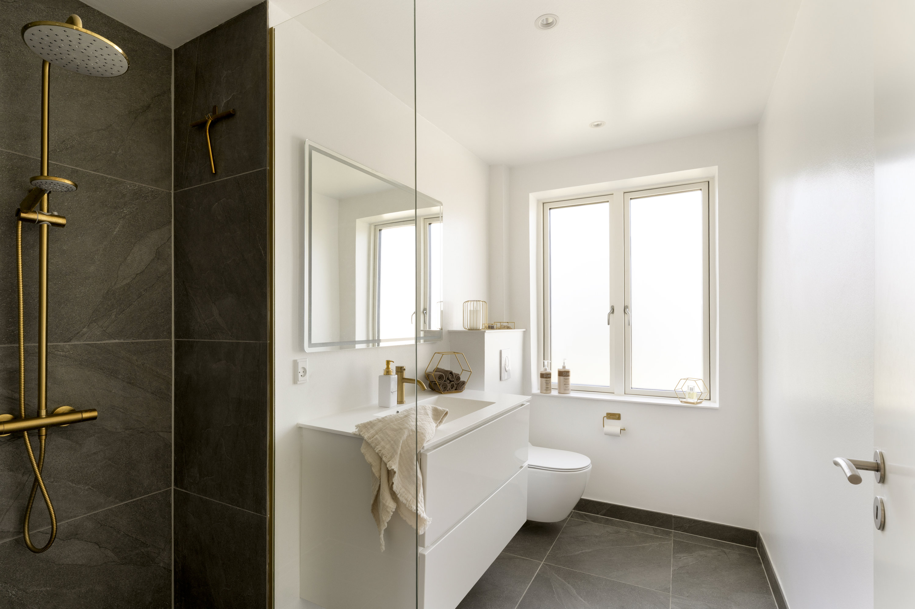 Fremhævet  billede i fuldskærmstilstand. Billede af Kongelundsvej 32, 2300 København S