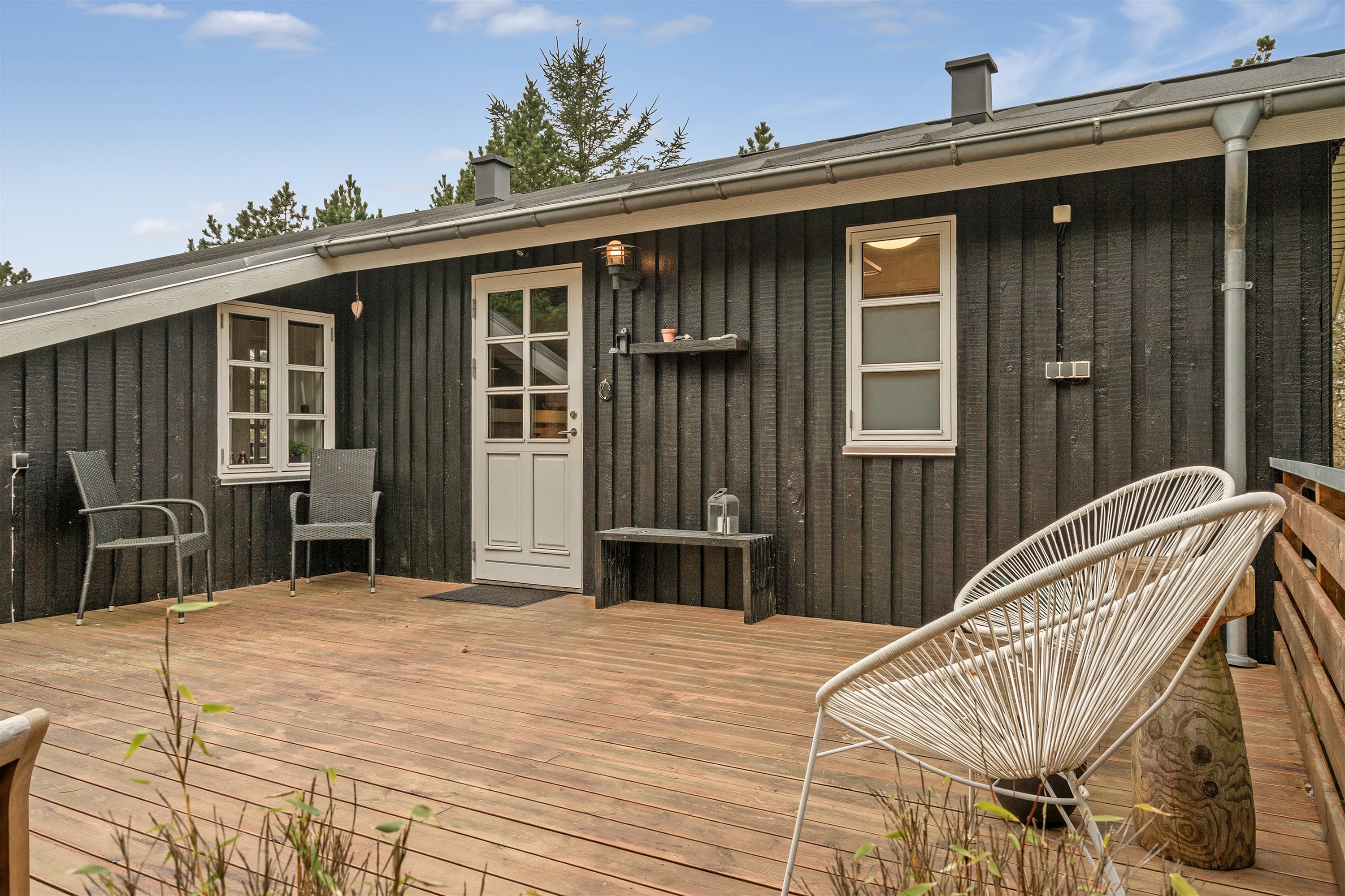 Fremhævet terrasse billede i fuldskærmstilstand. Billede af Bjerregårdsvej 146, Bjerregaard, 6960 Hvide Sande