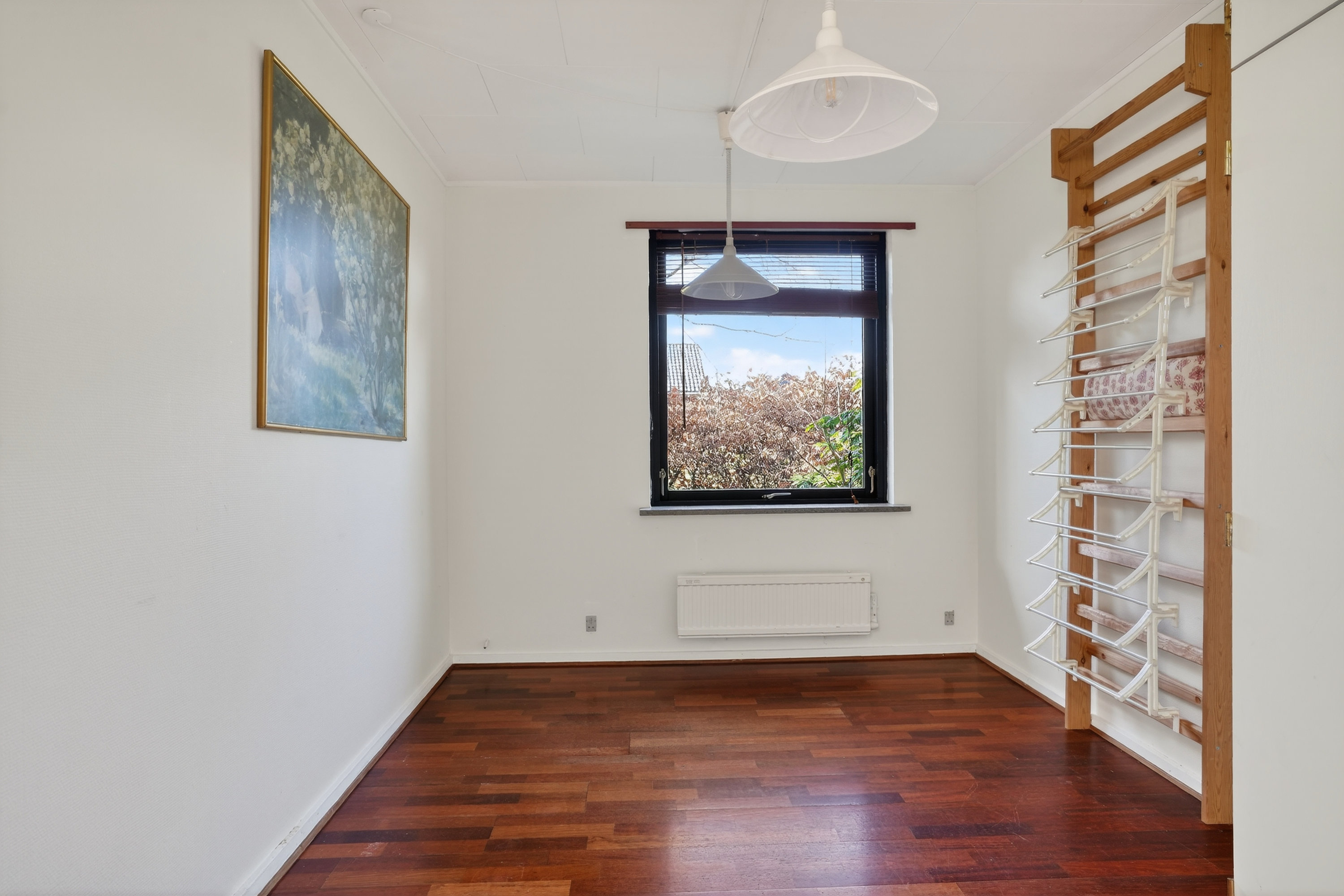 Fremhævet værelse billede i fuldskærmstilstand. Billede af Åvang 65, 3400 Hillerød