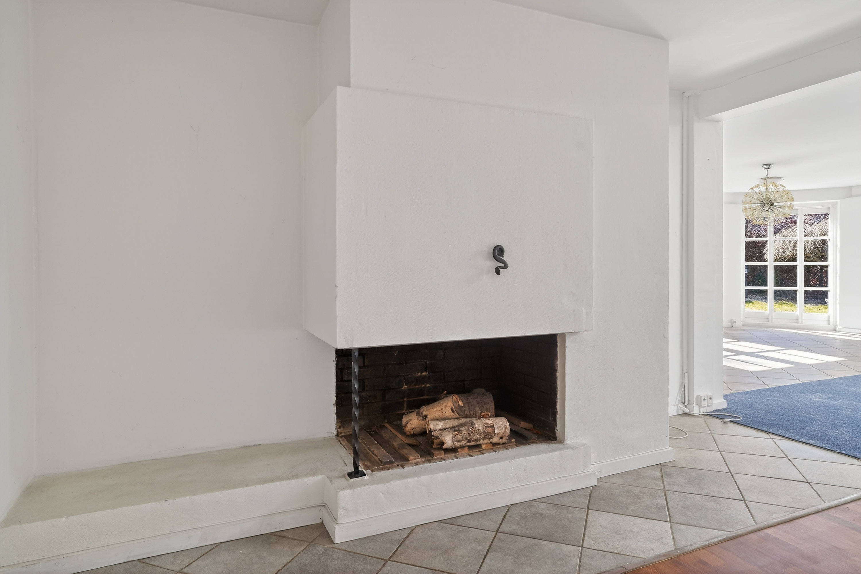 Fremhævet stue billede i fuldskærmstilstand. Billede af Åvang 65, 3400 Hillerød