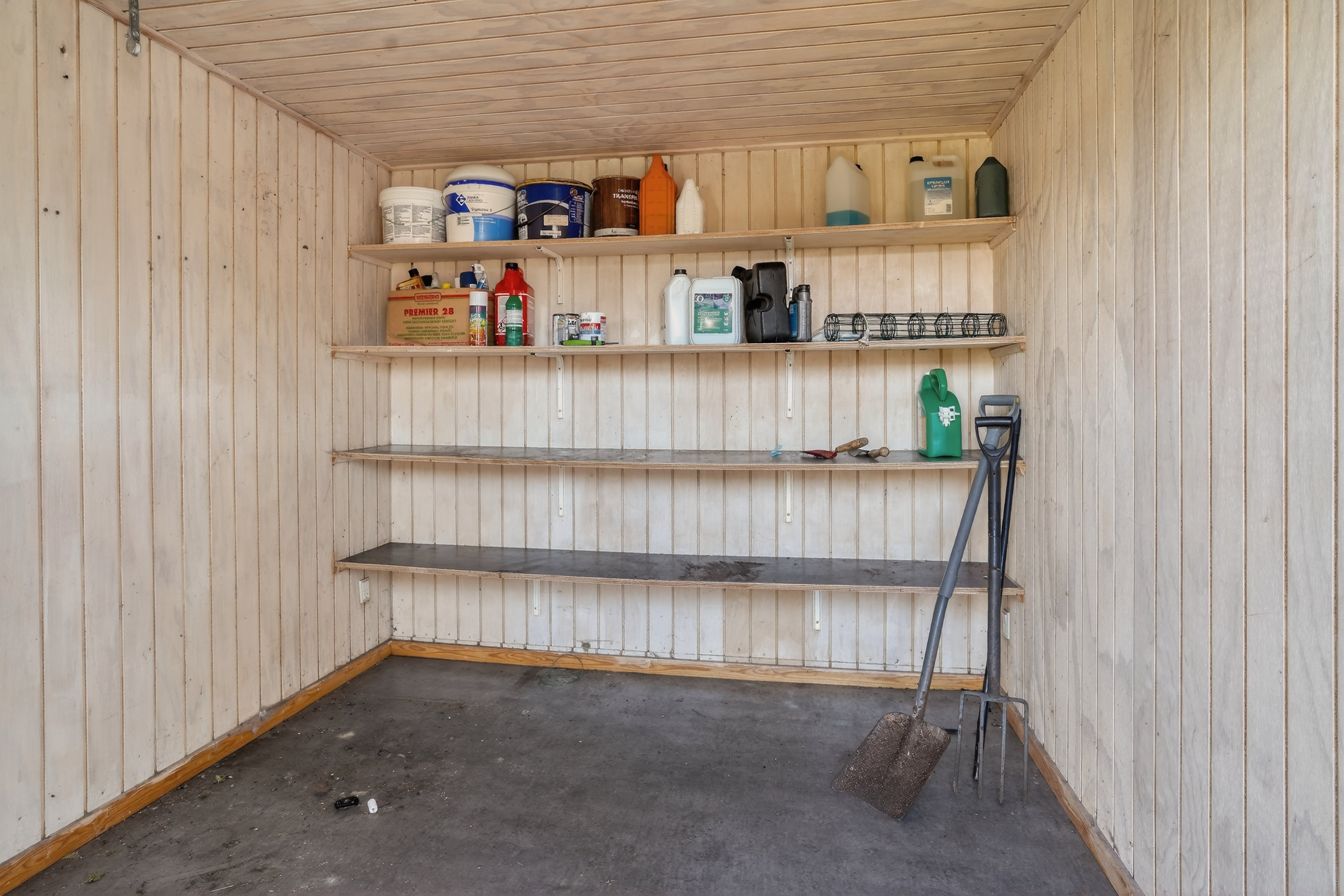 Fremhævet skur billede i fuldskærmstilstand. Billede af Åvang 65, 3400 Hillerød