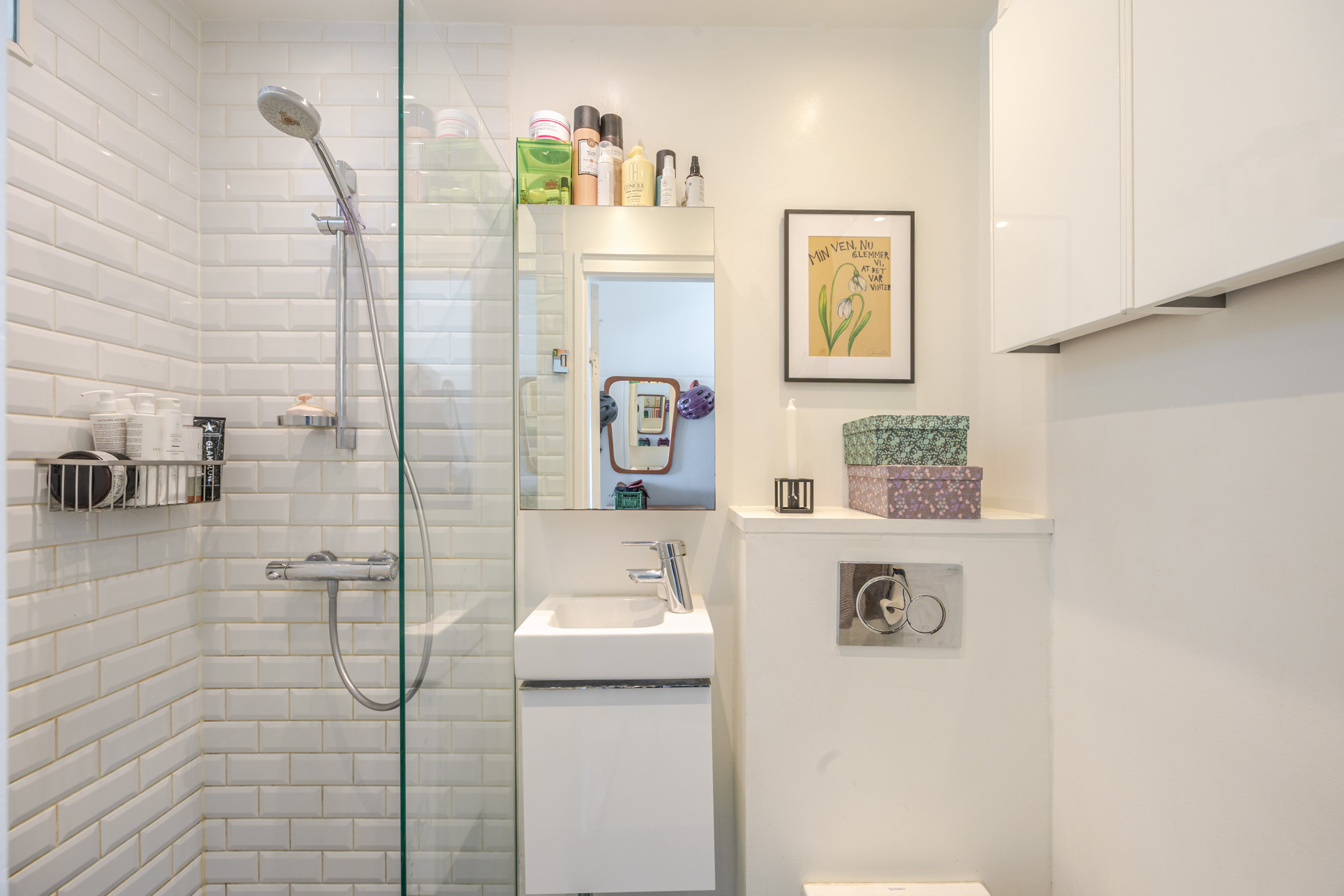 Fremhævet andet billede i fuldskærmstilstand. Billede af Johan Kellers Vej 50, 3. tv., 2450 København SV