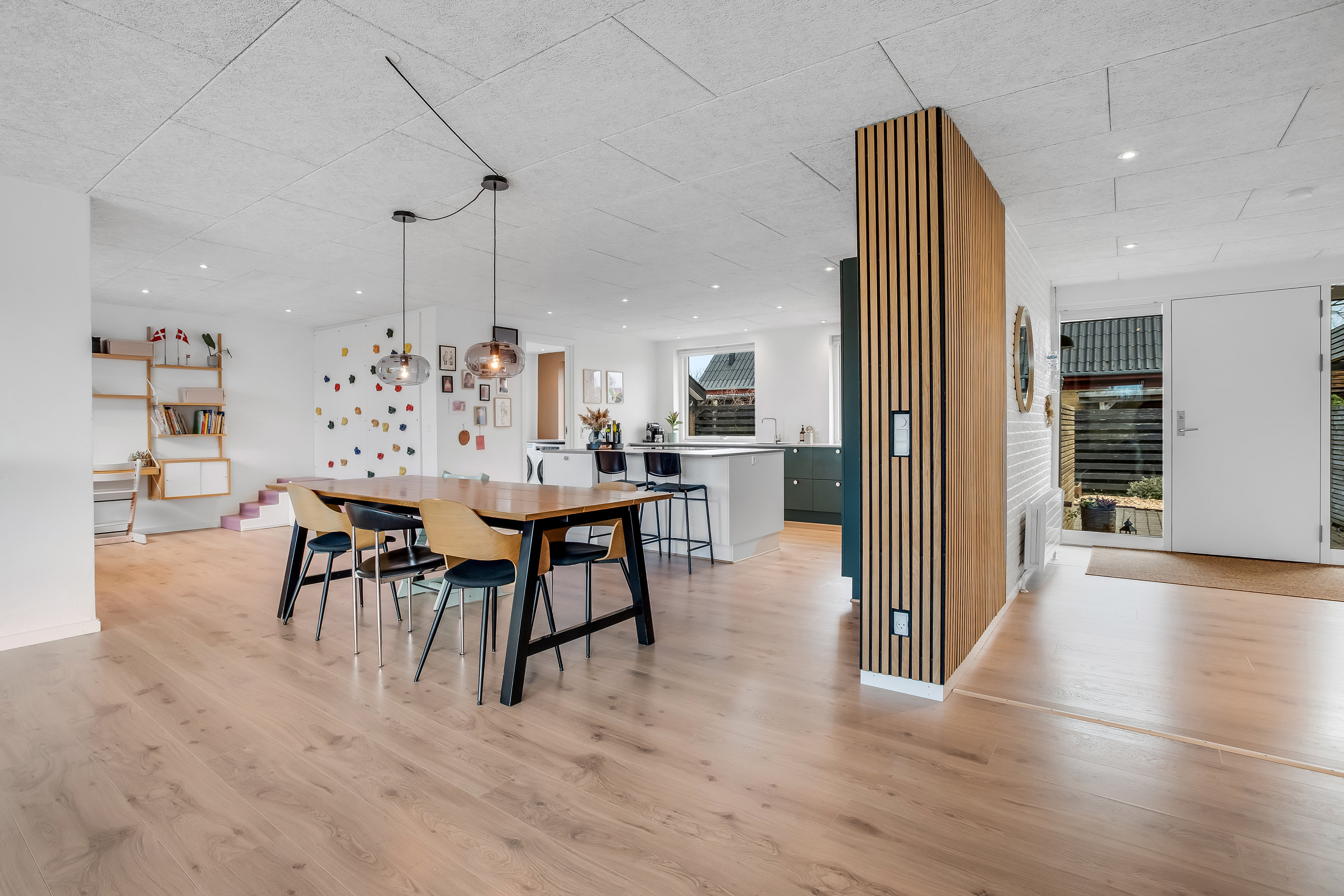 Fremhævet  billede i fuldskærmstilstand. Billede af Solsikkevej 22, Mejdal, 7500 Holstebro