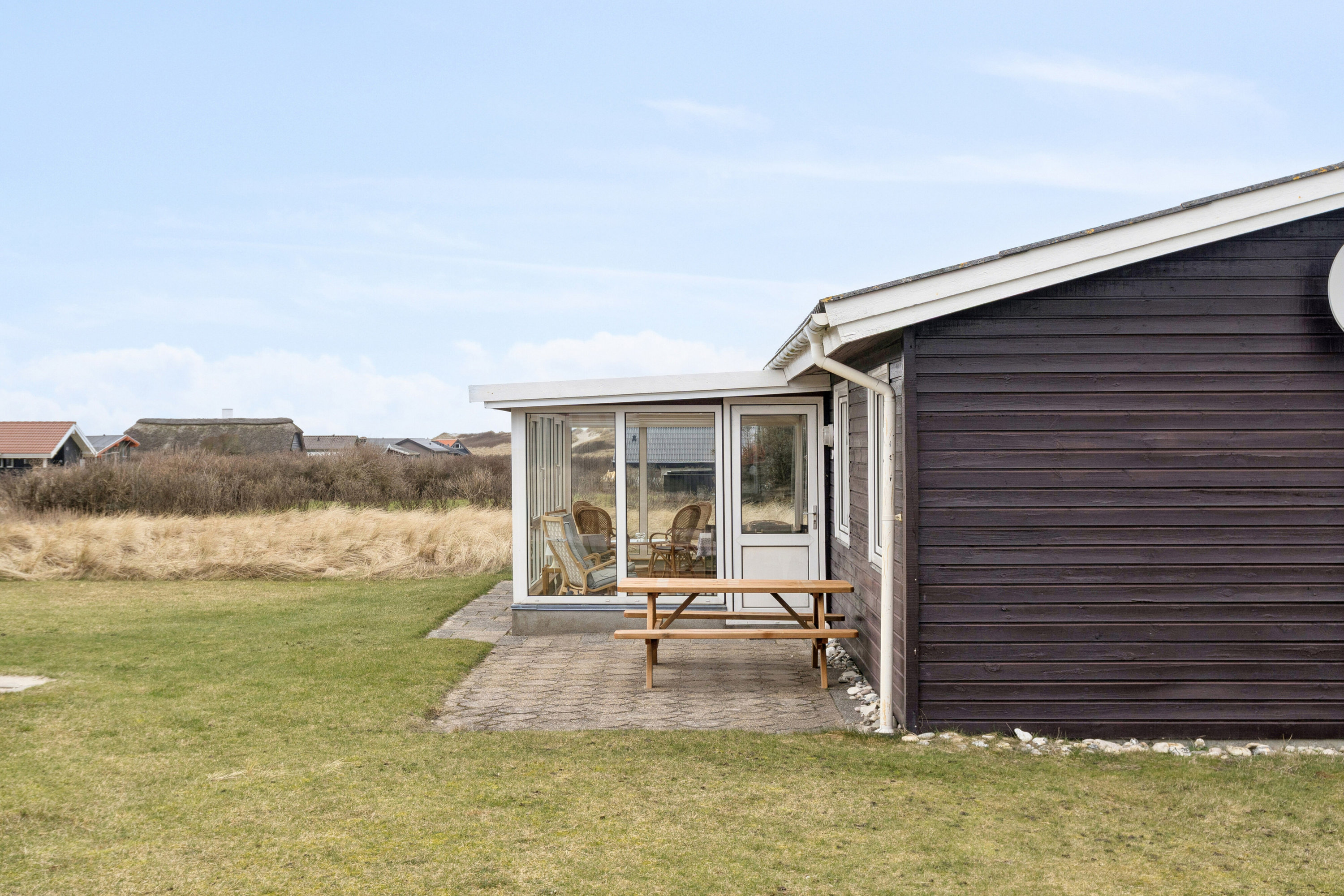 Fremhævet set fra haven billede i fuldskærmstilstand. Billede af Kobbelsti 20, Klitmøller, 7700 Thisted