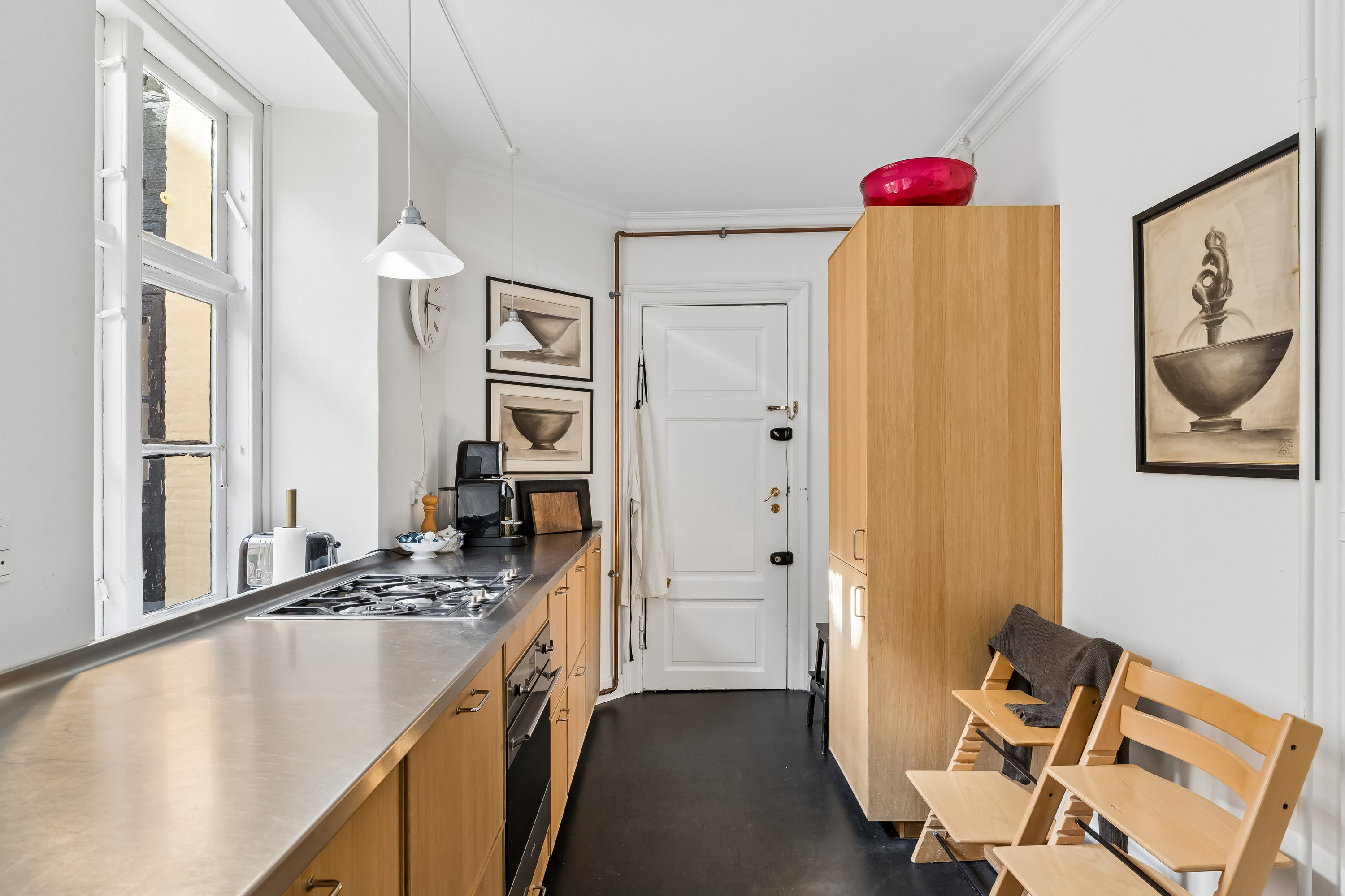 Fremhævet køkken billede i fuldskærmstilstand. Billede af Store Kongensgade 57, 3., 1264 København K