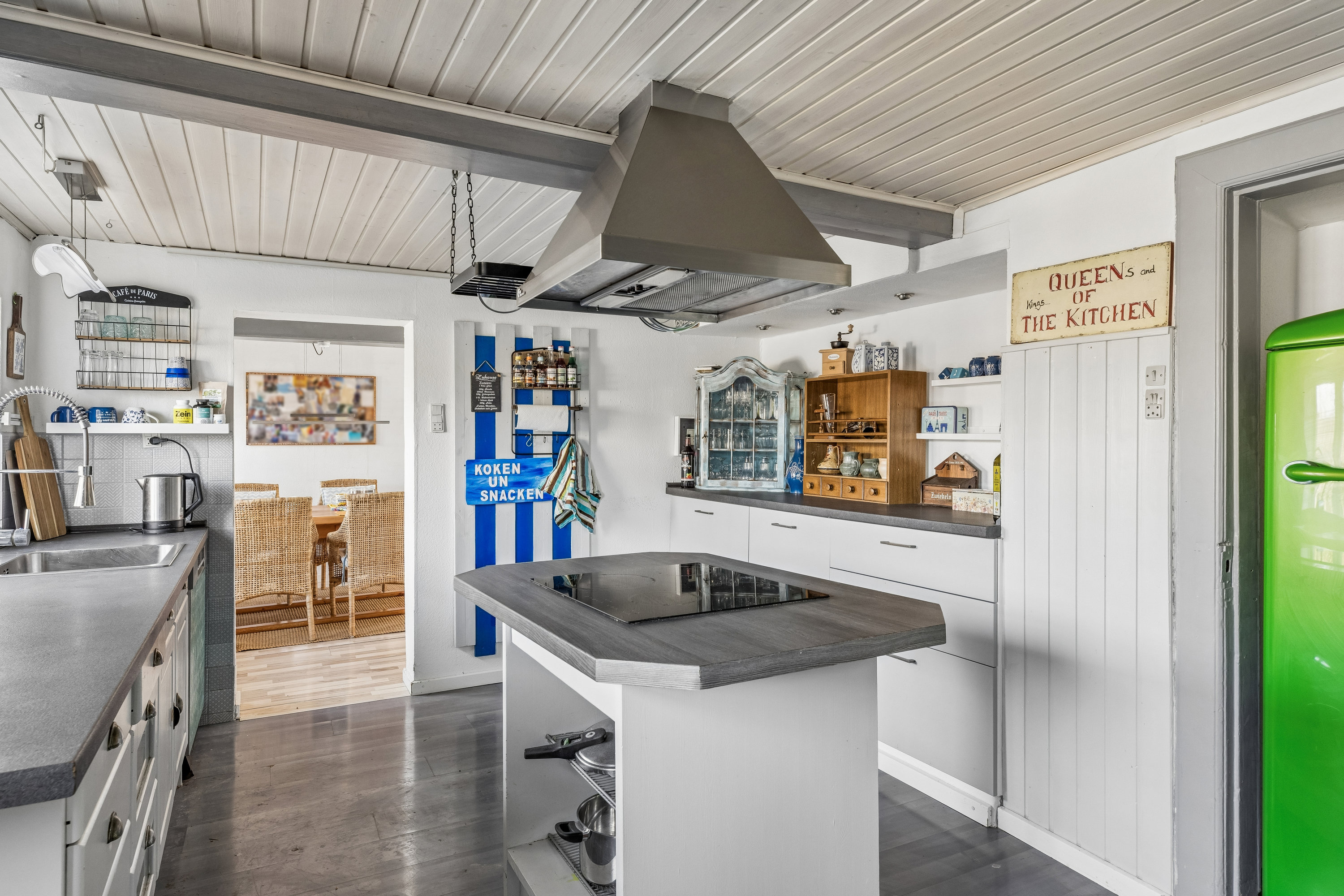 Fremhævet køkken billede i fuldskærmstilstand. Billede af Degnetoft 5, Kværs, 6300 Gråsten