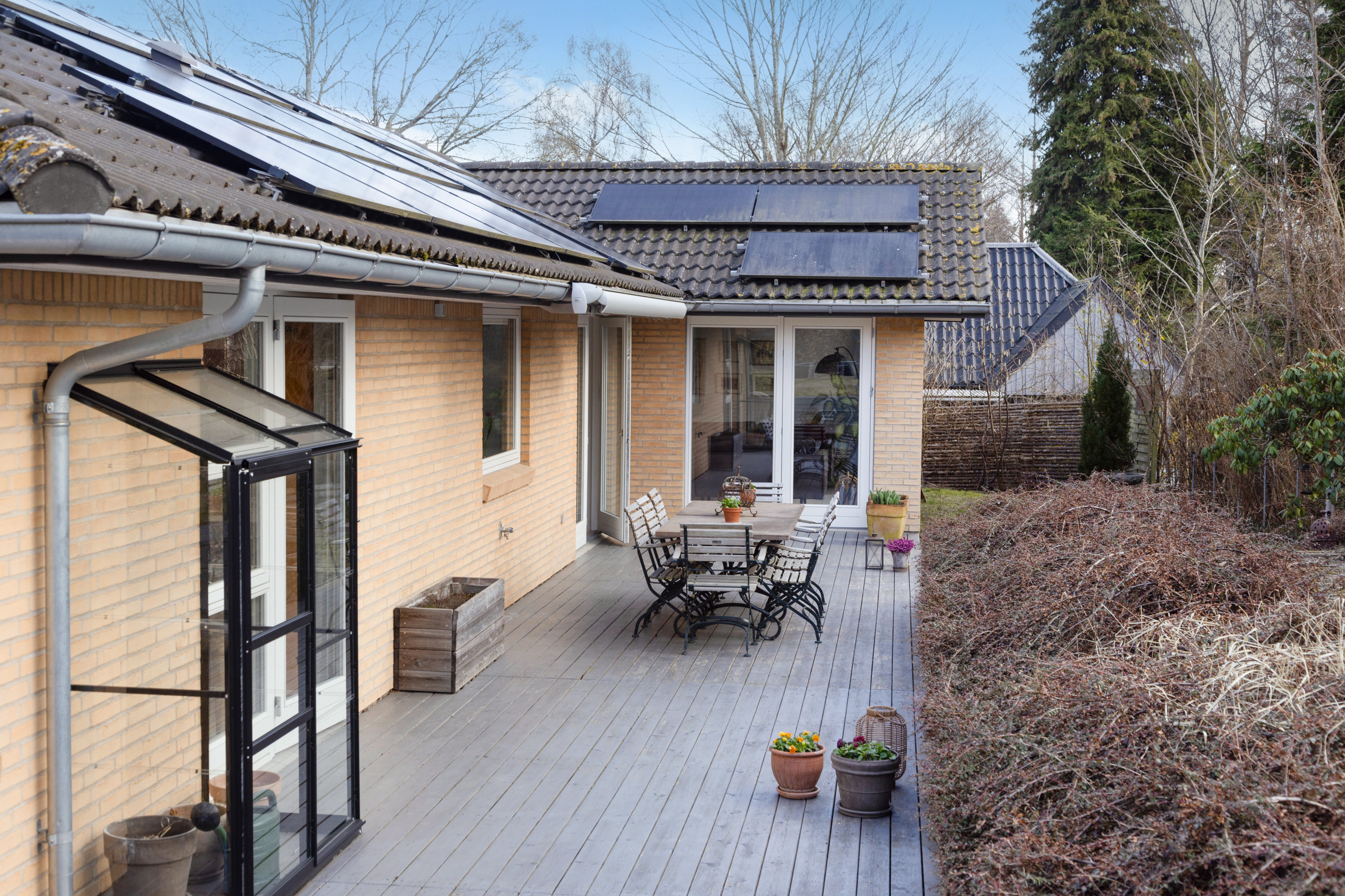 Fremhævet terrasse billede i fuldskærmstilstand. Billede af Kildehøjvej 22B, 3460 Birkerød