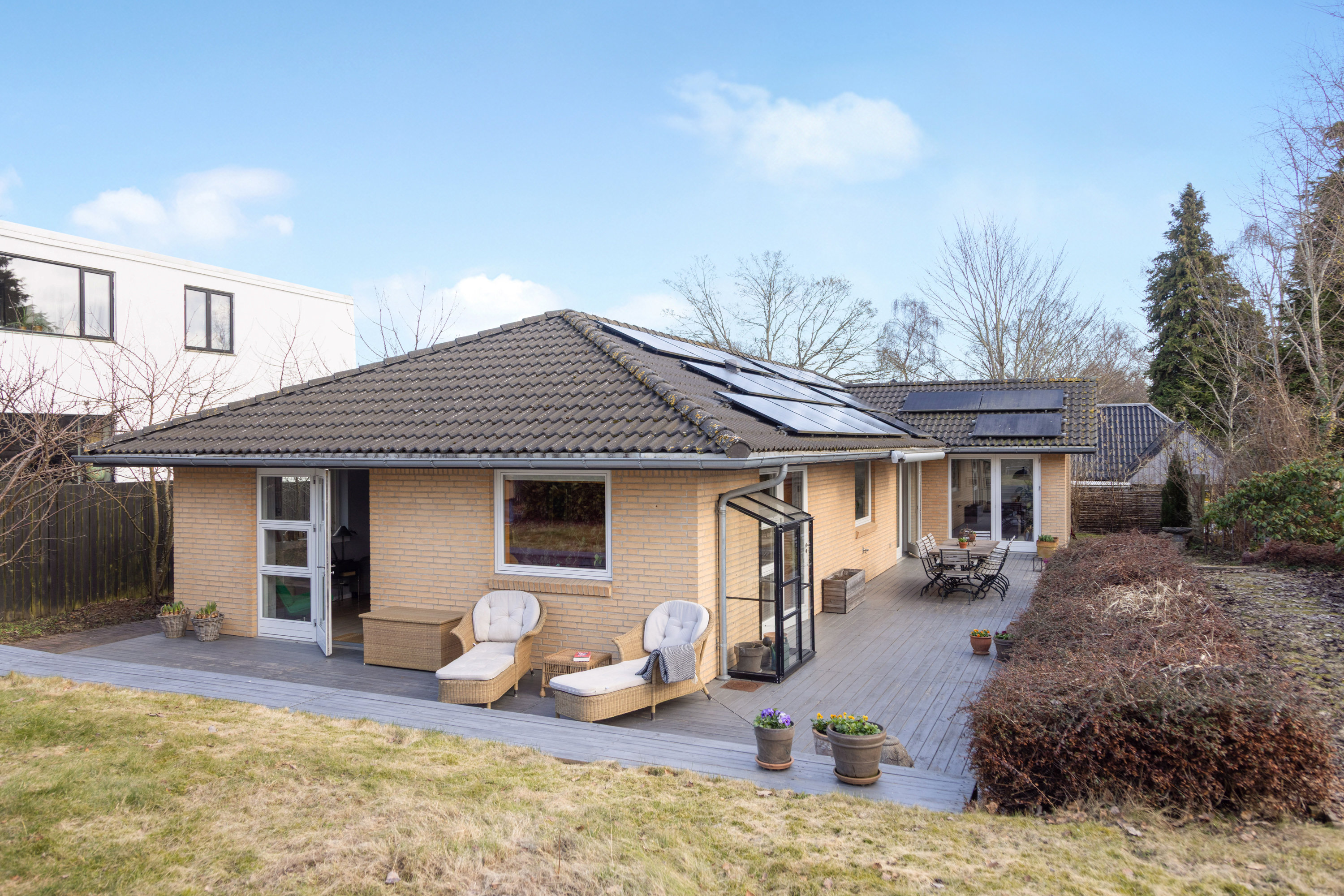 Miniaturebillede 1: facade. Billede af Kildehøjvej 22B, 3460 Birkerød