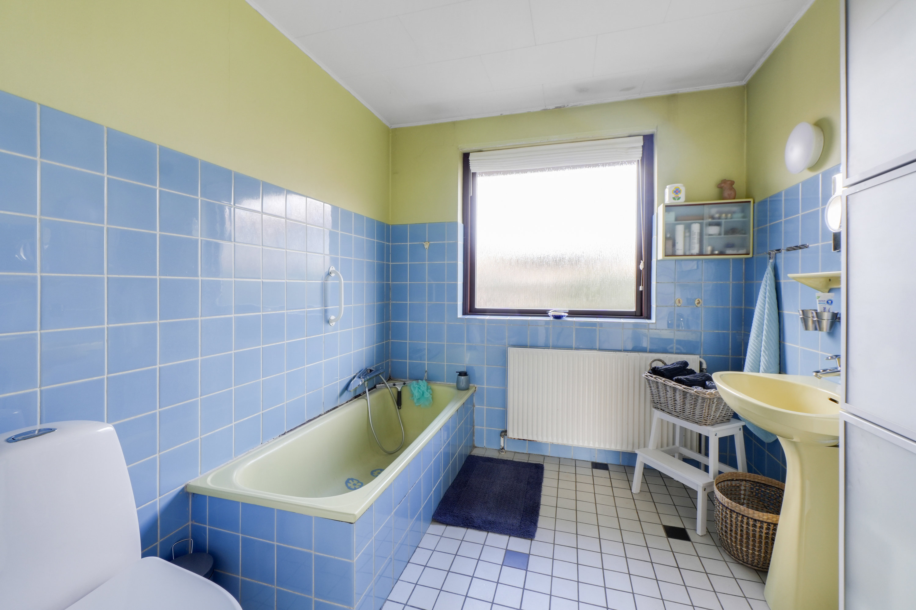 Fremhævet badeværelse billede i fuldskærmstilstand. Billede af Skovvej 145A, 2750 Ballerup