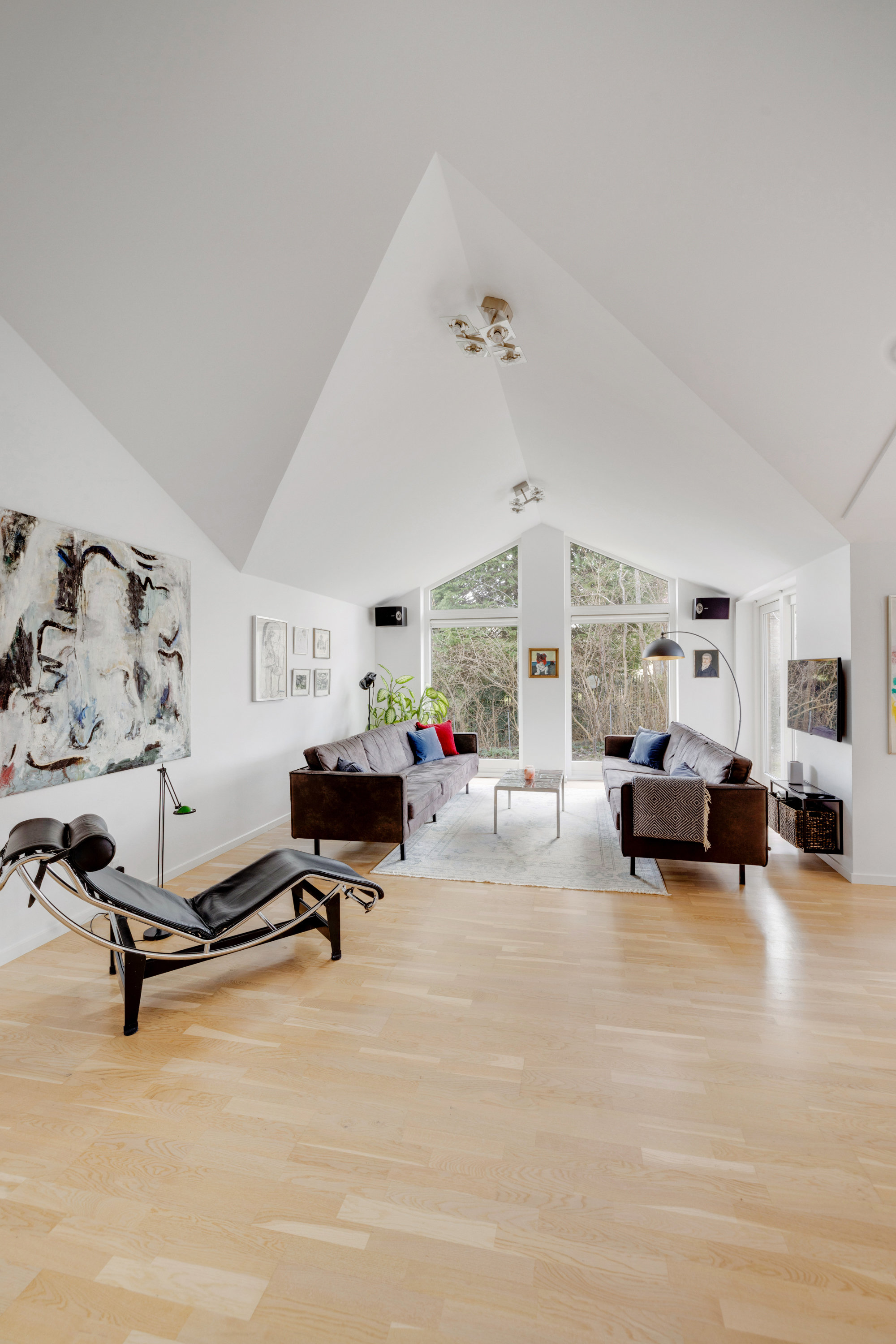 Fremhævet stue billede i fuldskærmstilstand. Billede af Kildehøjvej 22B, 3460 Birkerød