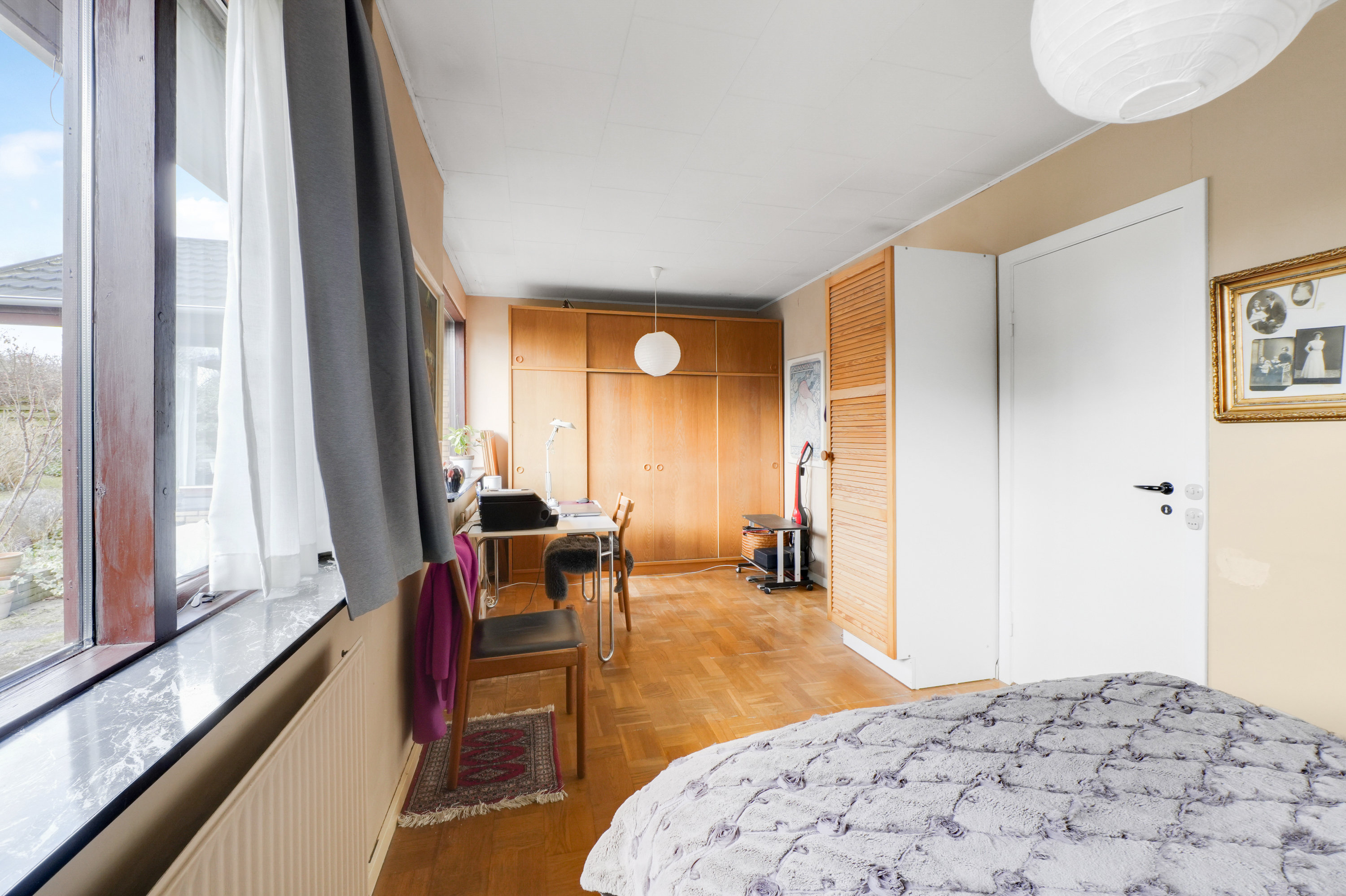 Fremhævet soveværelse billede i fuldskærmstilstand. Billede af Skovvej 145A, 2750 Ballerup