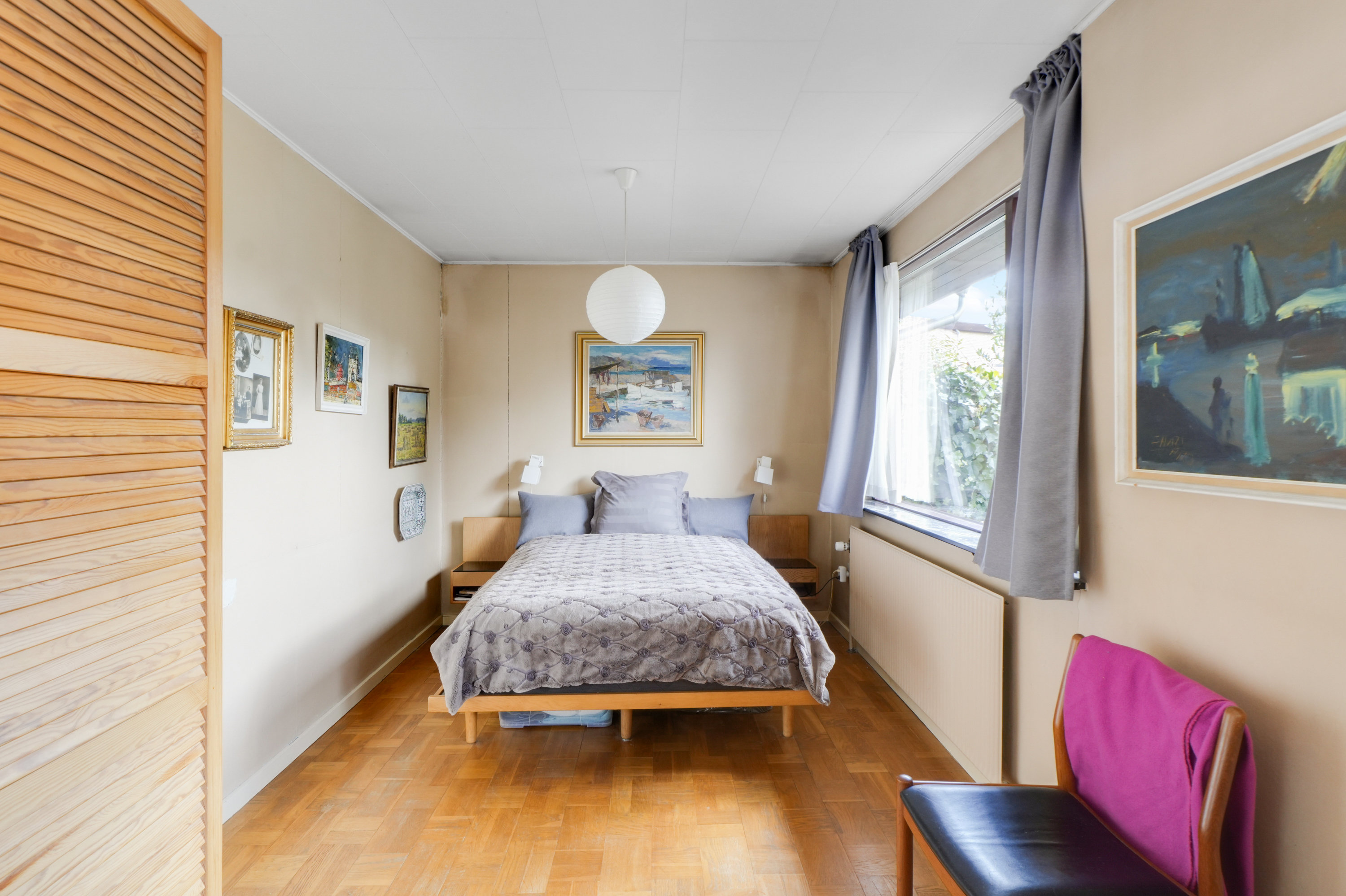 Fremhævet soveværelse billede i fuldskærmstilstand. Billede af Skovvej 145A, 2750 Ballerup