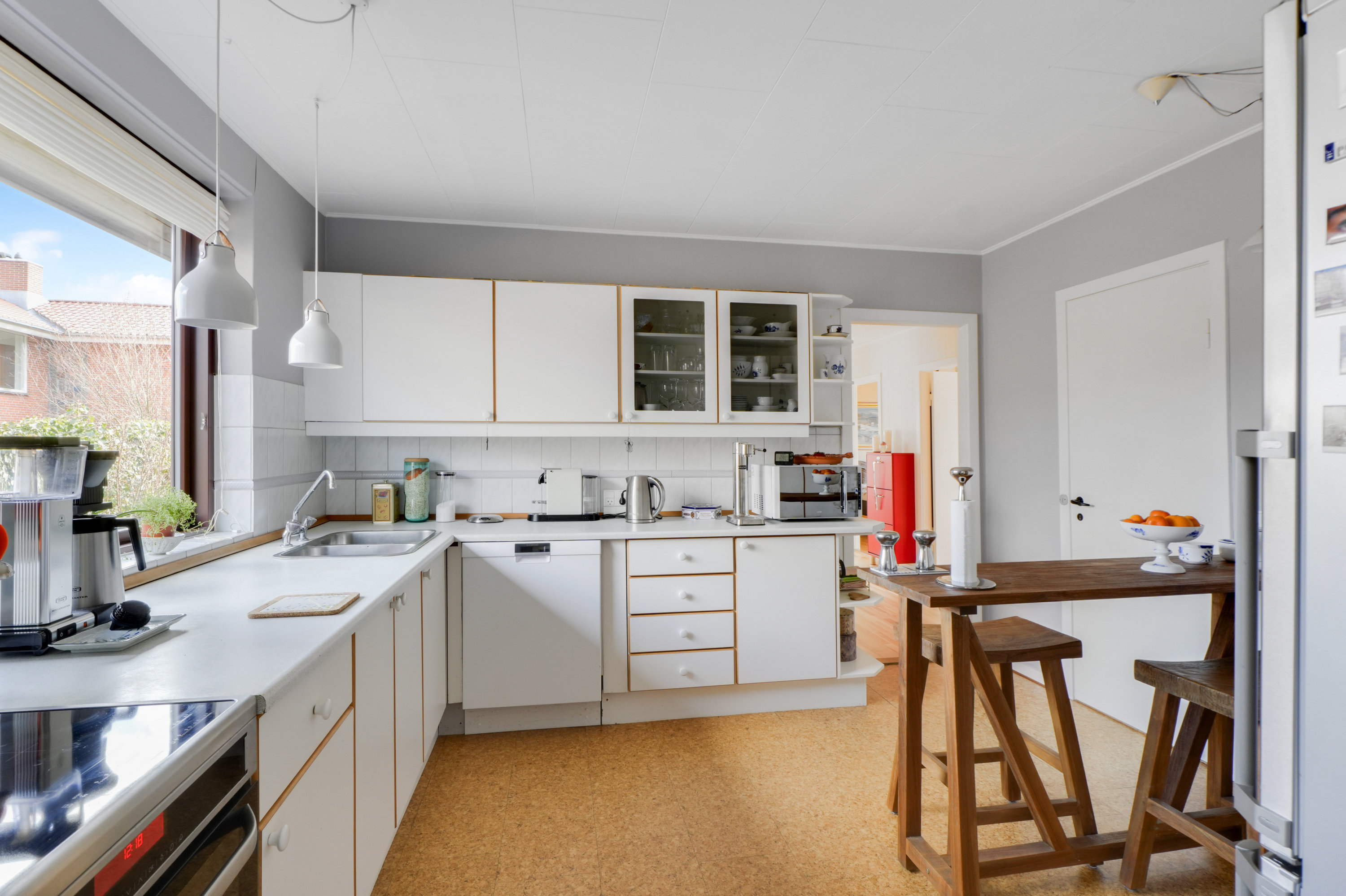 Fremhævet køkken billede i fuldskærmstilstand. Billede af Skovvej 145A, 2750 Ballerup