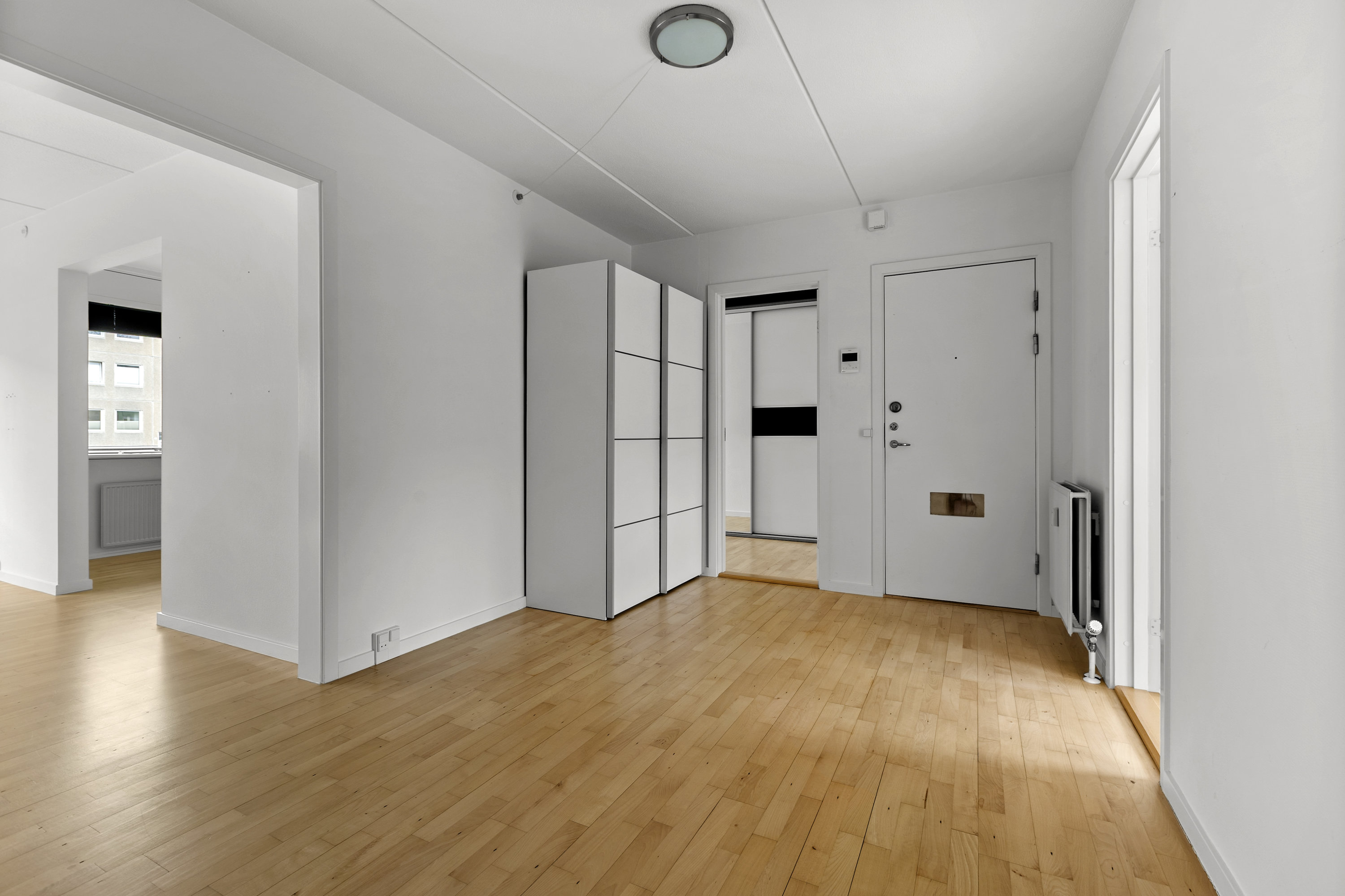 Miniaturebillede 1: entré. Billede af Benløseparken 109, st.. tv., Benløse, 4100 Ringsted