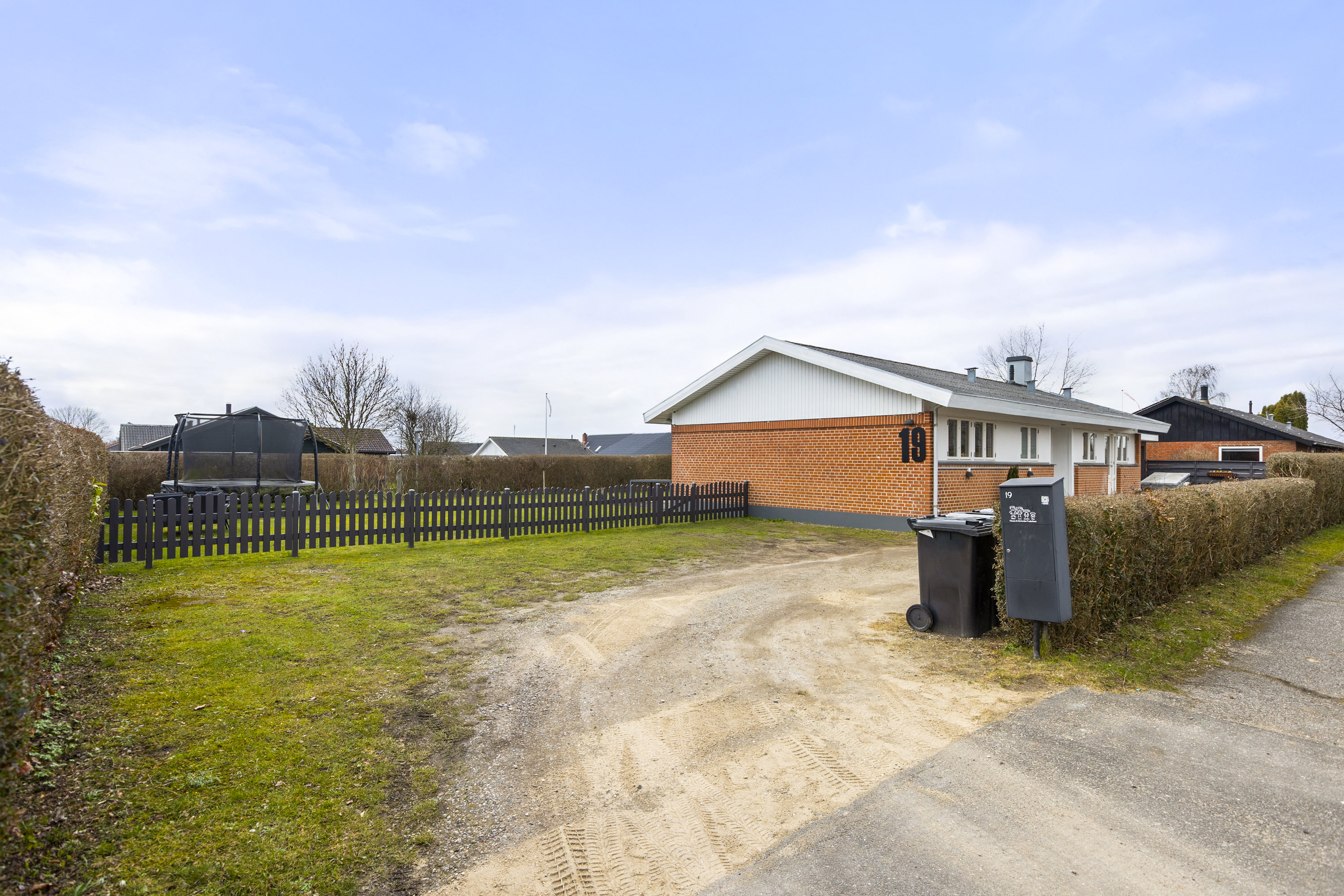 Fremhævet ejendommen billede i fuldskærmstilstand. Billede af Engvej 19, Gelsted, 4160 Herlufmagle