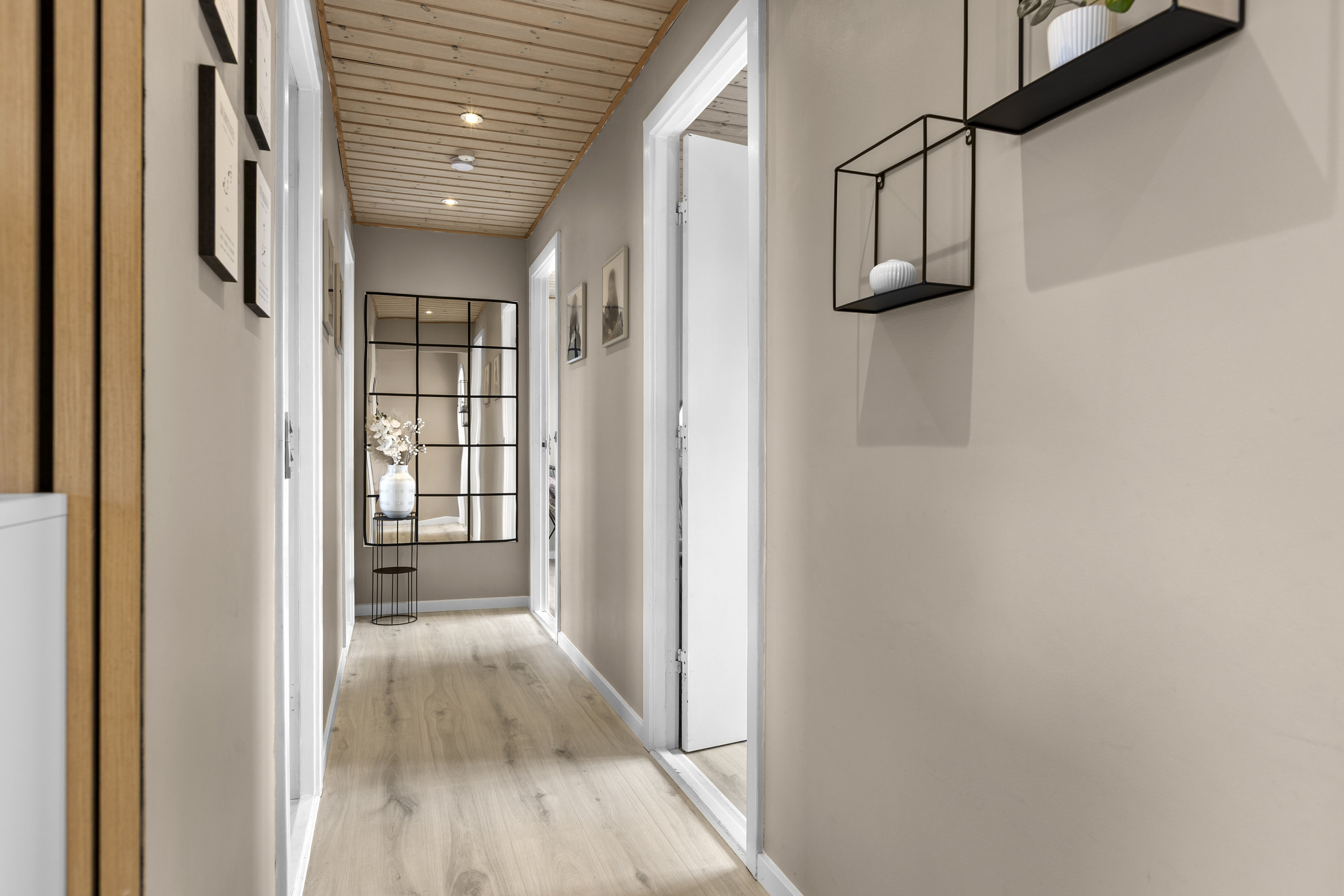 Fremhævet gang billede i fuldskærmstilstand. Billede af Engvej 19, Gelsted, 4160 Herlufmagle