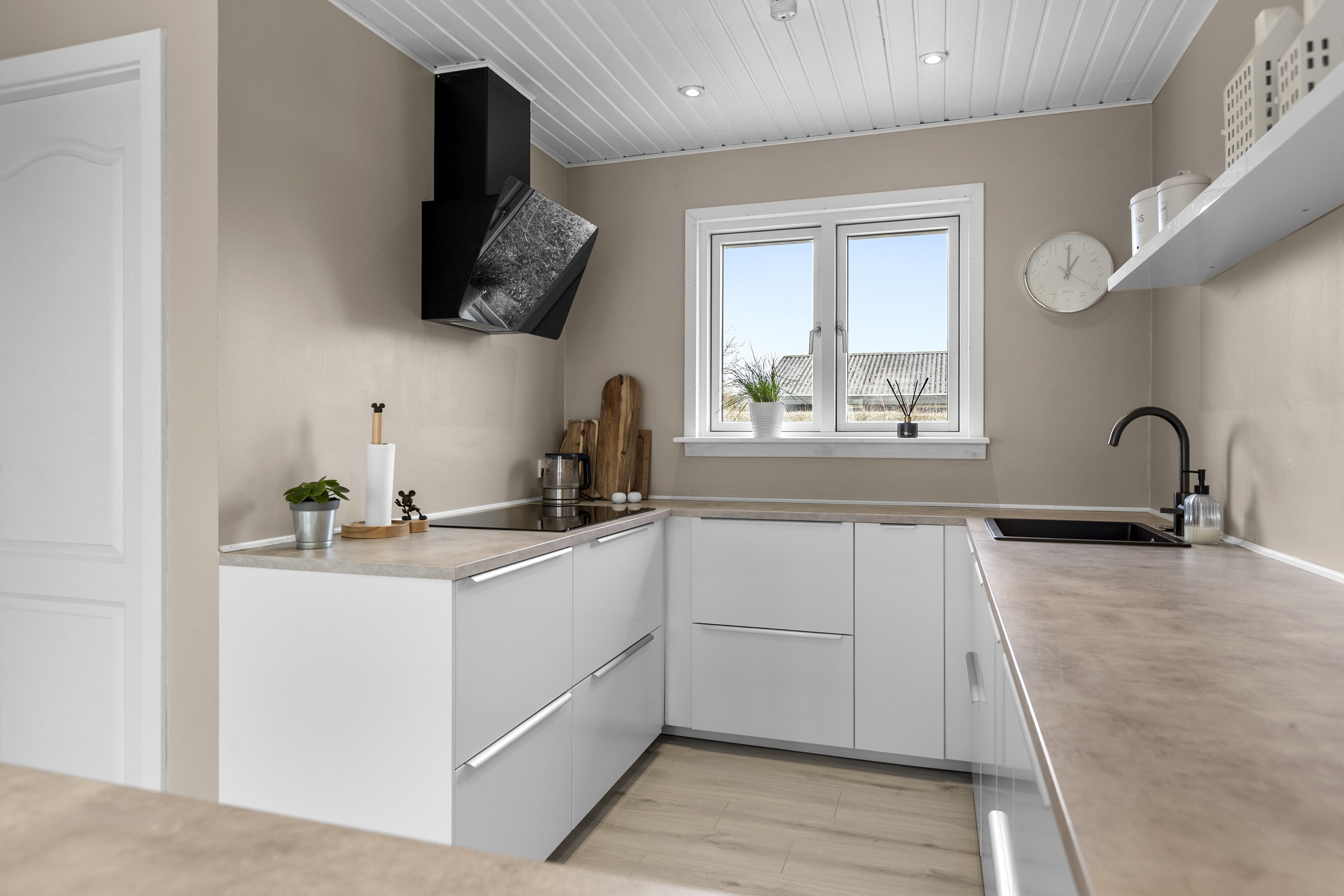 Fremhævet køkken billede i fuldskærmstilstand. Billede af Engvej 19, Gelsted, 4160 Herlufmagle