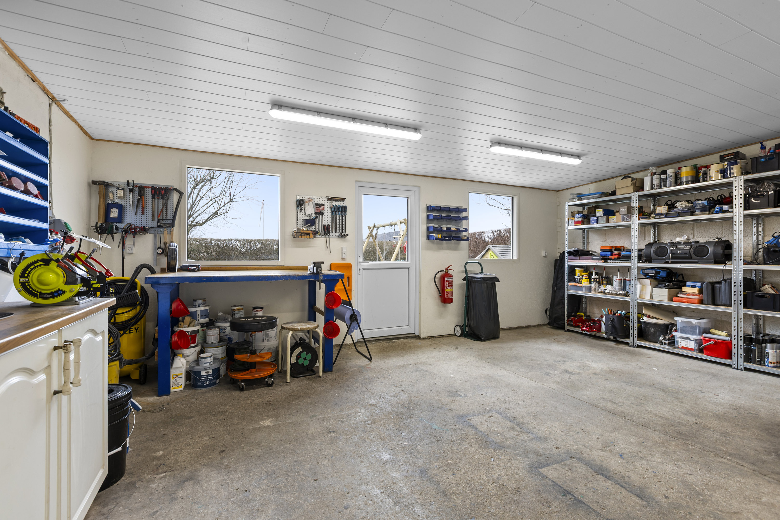 Fremhævet garage billede i fuldskærmstilstand. Billede af Engvej 19, Gelsted, 4160 Herlufmagle