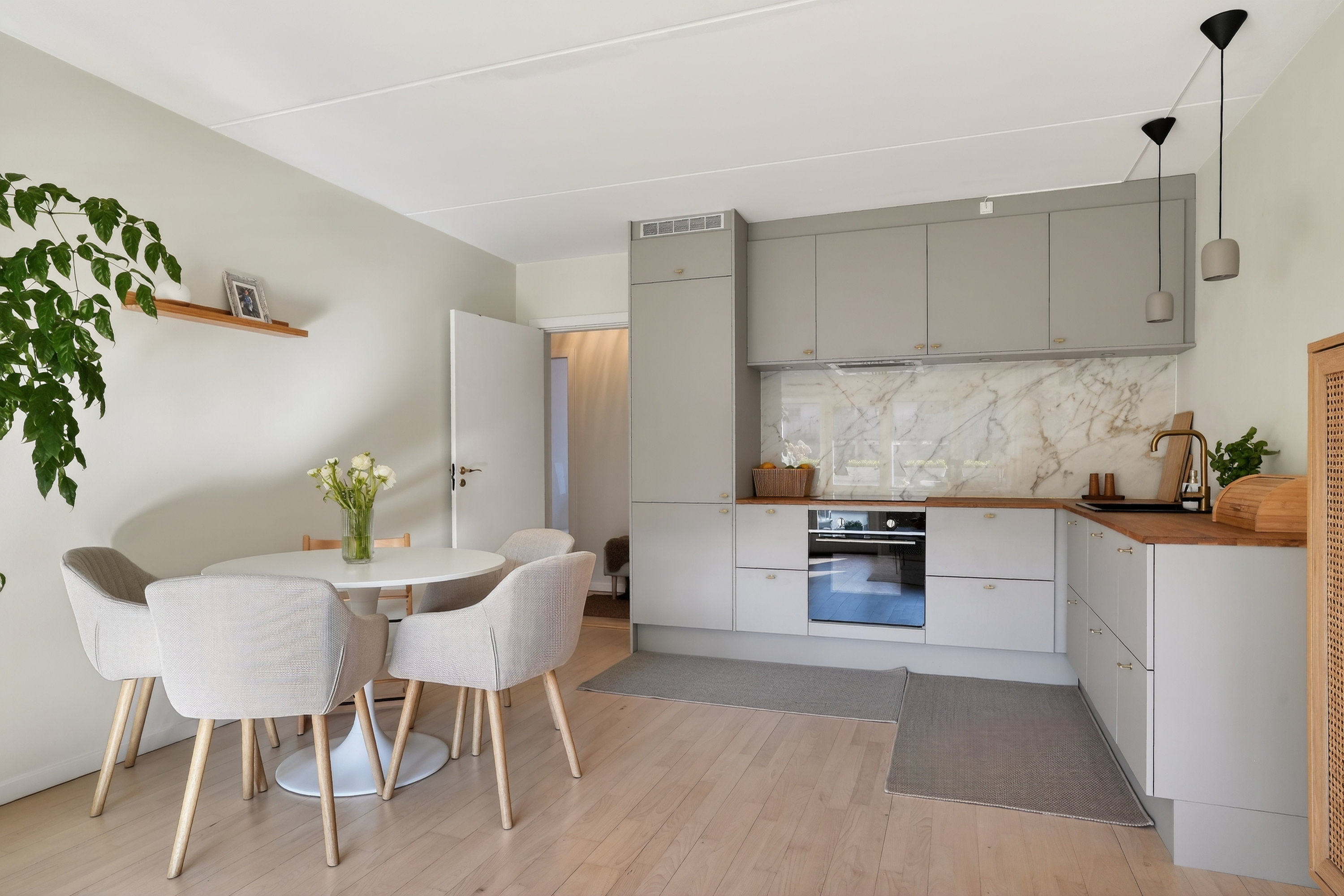 Fremhævet køkken billede i fuldskærmstilstand. Billede af Mølleåparken 15, st.. tv., 2800 Kongens Lyngby