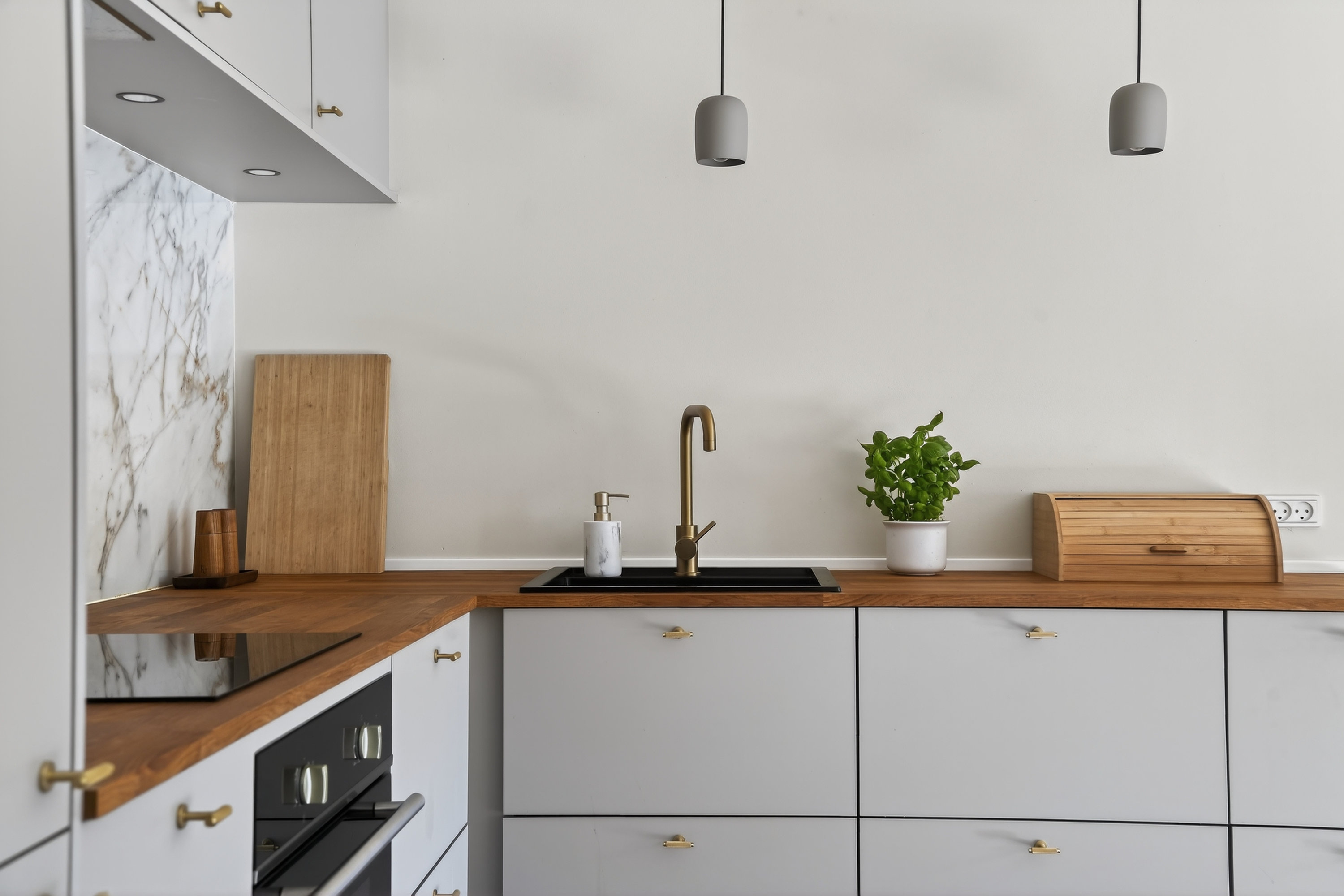 Fremhævet køkken billede i fuldskærmstilstand. Billede af Mølleåparken 15, st.. tv., 2800 Kongens Lyngby