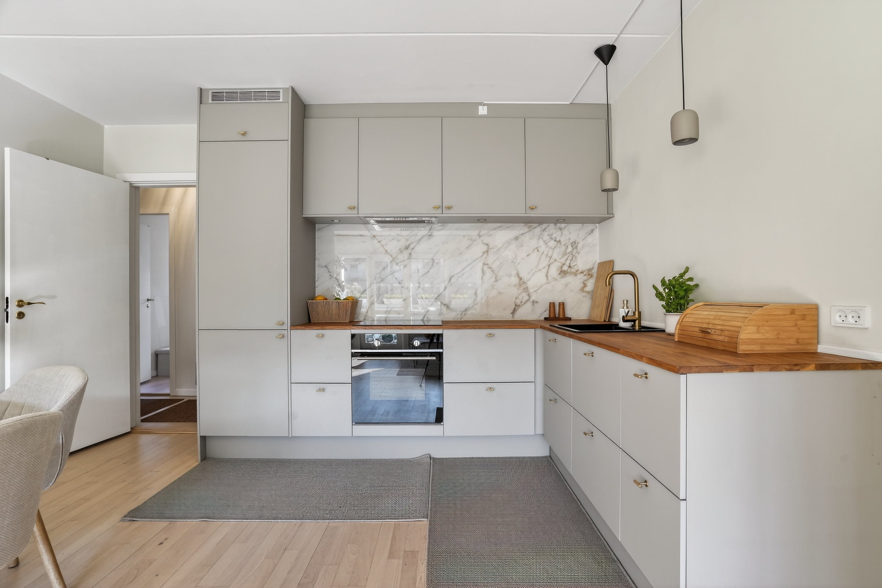 Fremhævet køkken billede i fuldskærmstilstand. Billede af Mølleåparken 15, st.. tv., 2800 Kongens Lyngby