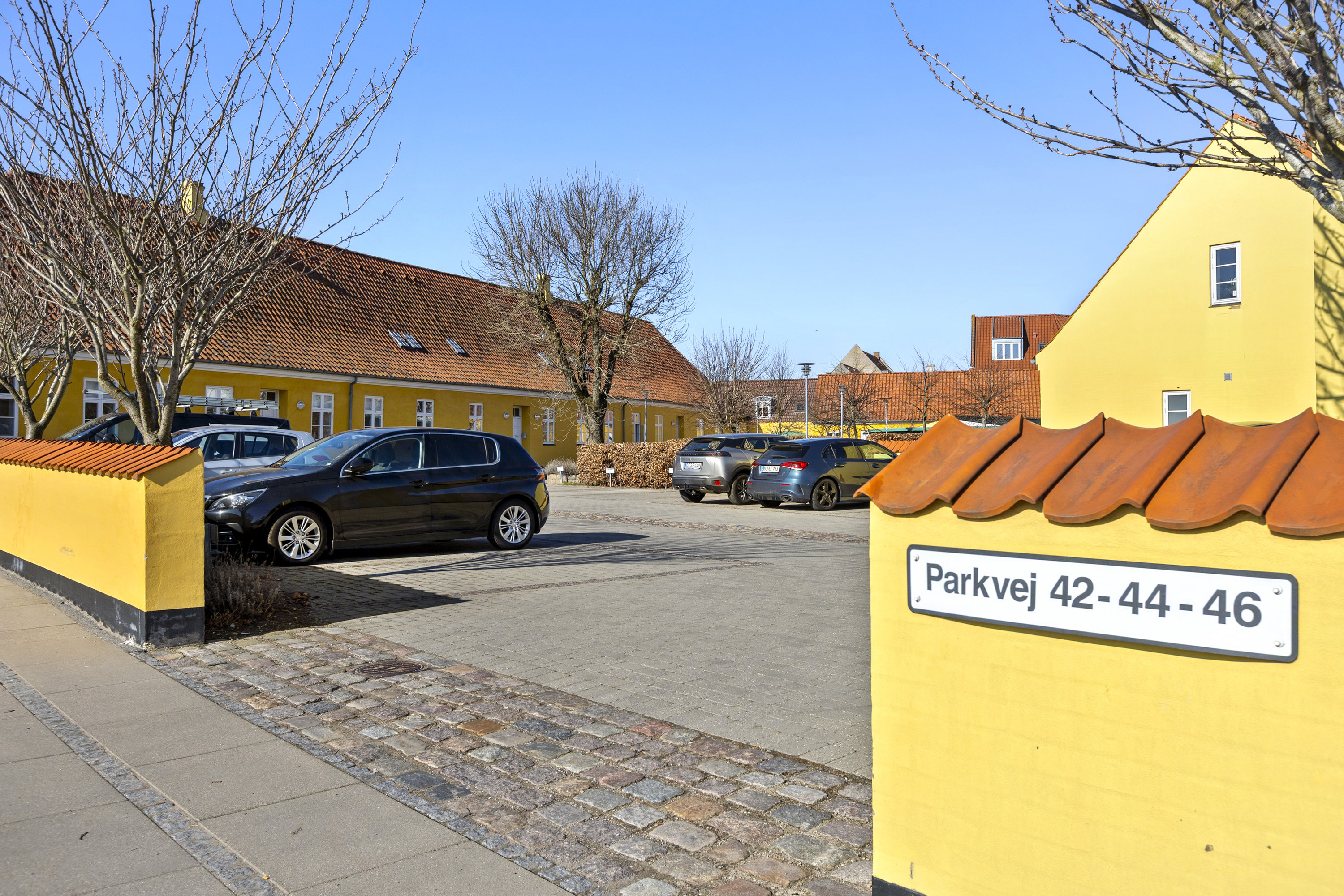 Fremhævet parkeringsplads billede i fuldskærmstilstand. Billede af Slotsgade 53, 1. tv., 4200 Slagelse