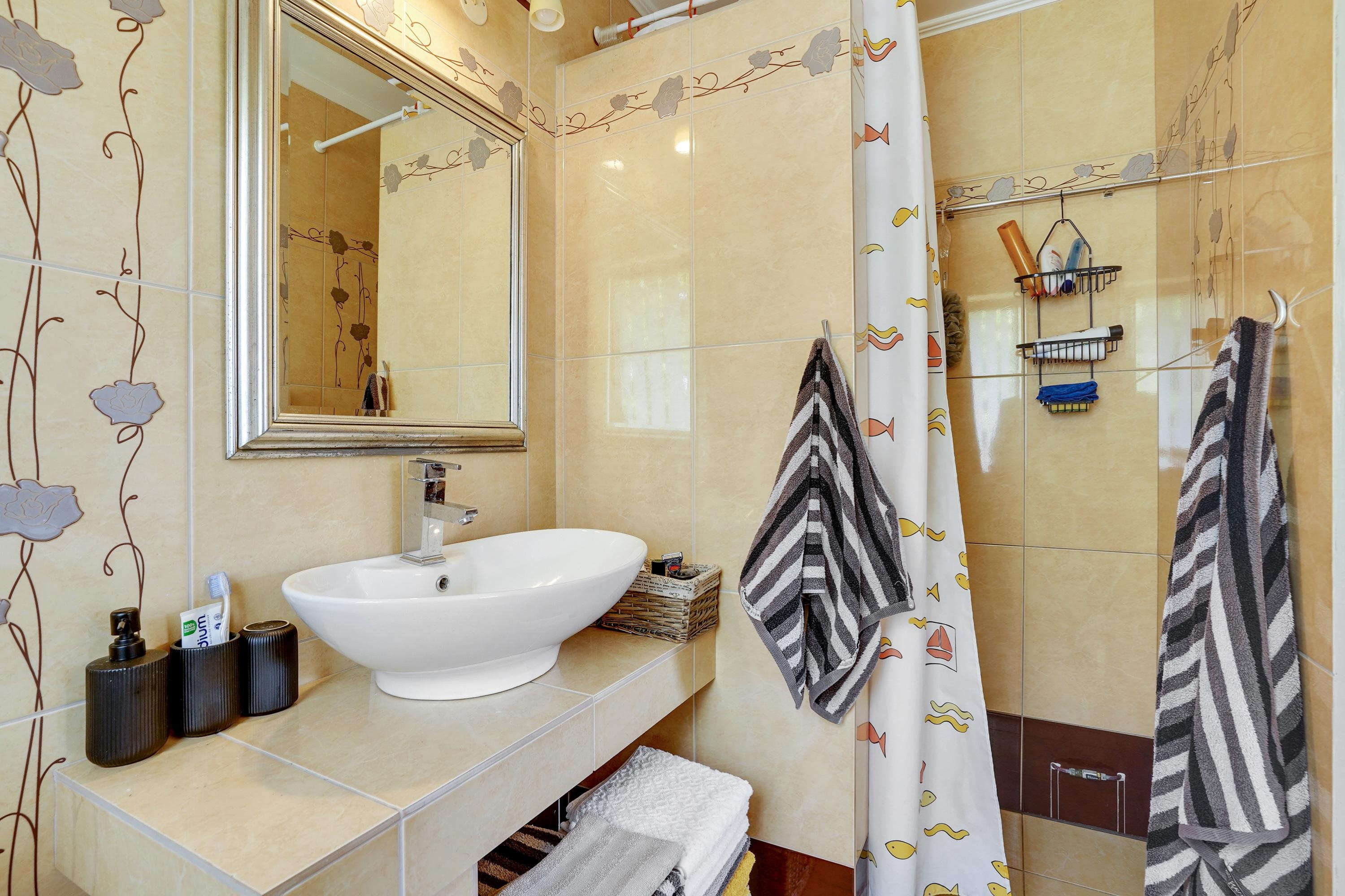 Fremhævet badeværelse billede i fuldskærmstilstand. Billede af Riddersborgvej 10, 4900 Nakskov