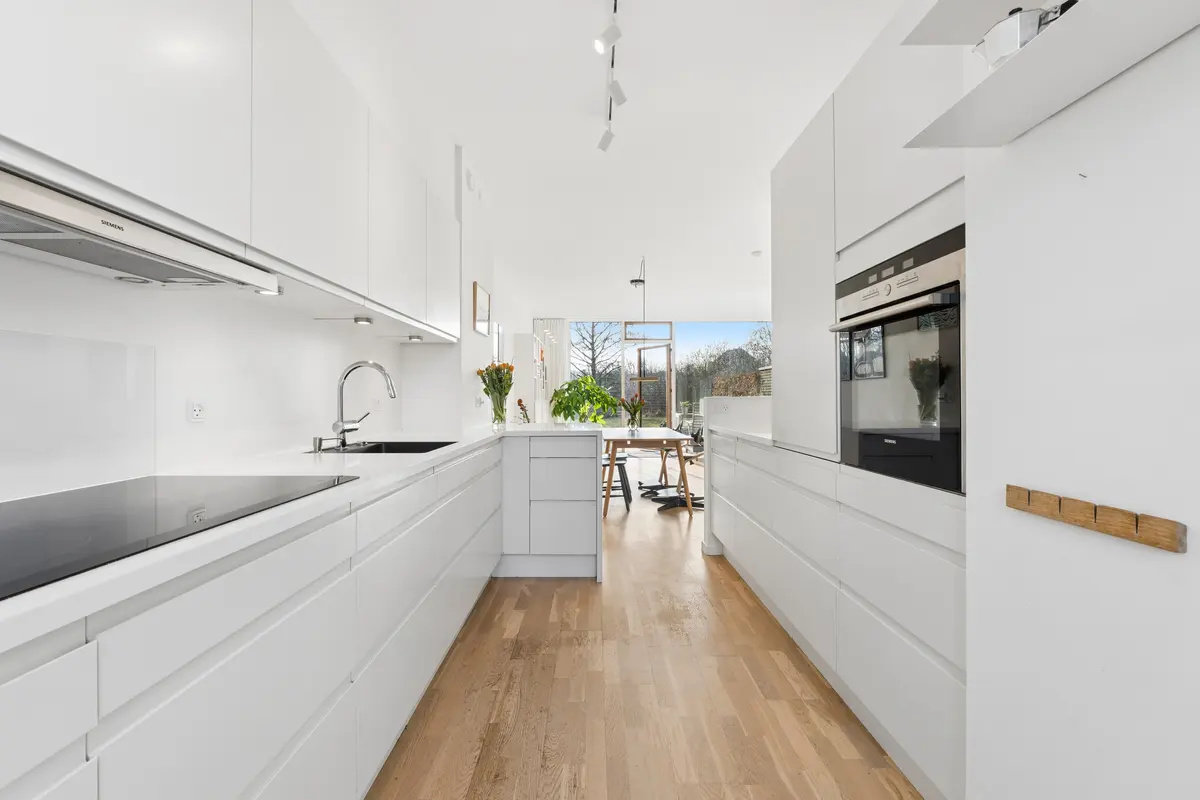 Fremhævet  billede i fuldskærmstilstand. Billede af Carl Von Rosensvej 22, 2950 Vedbæk