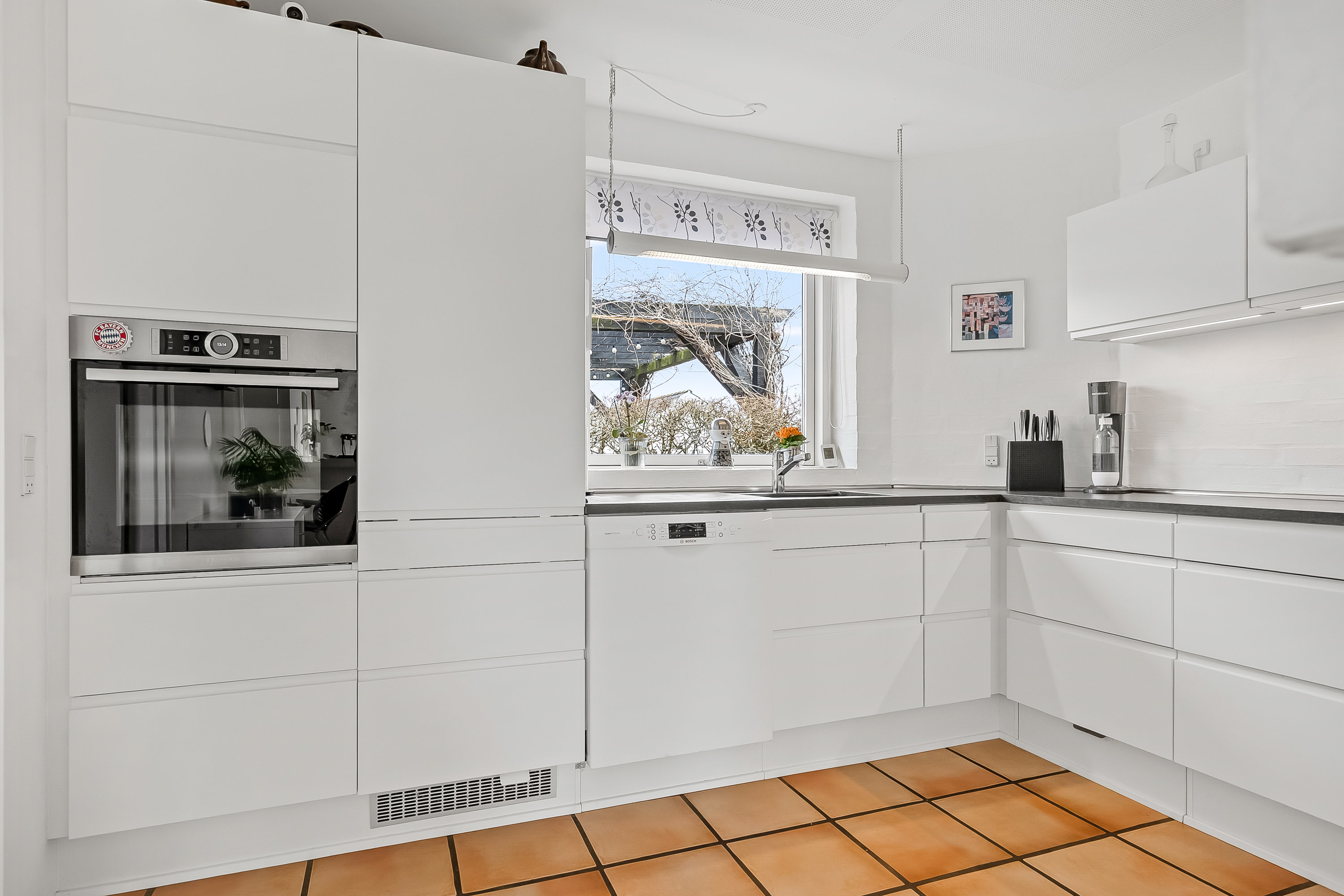 Fremhævet køkken billede i fuldskærmstilstand. Billede af Ekkodalen 57, Erritsø, 7000 Fredericia