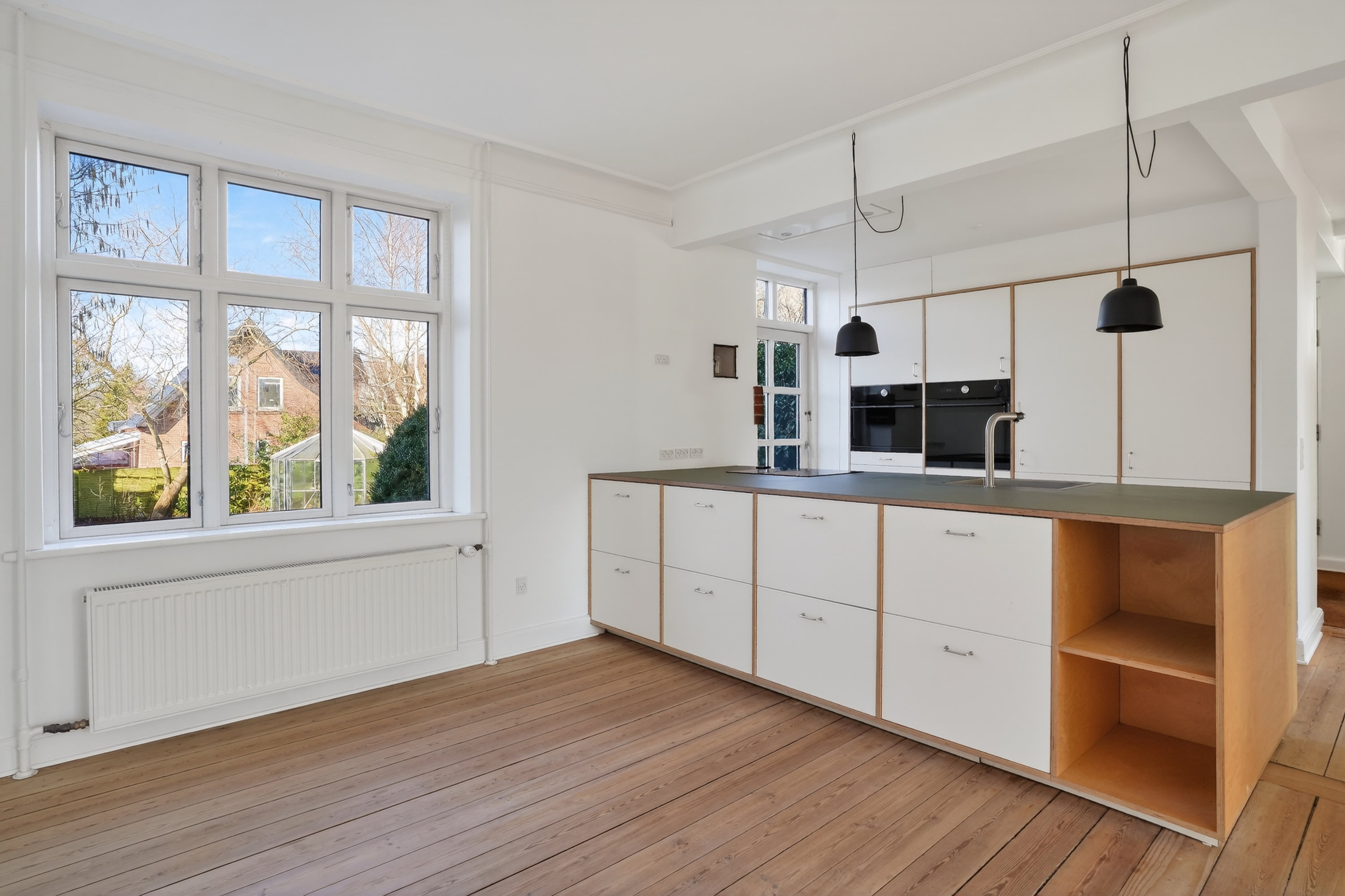 Fremhævet køkken billede i fuldskærmstilstand. Billede af Rosenvænget 5, 3000 Helsingør