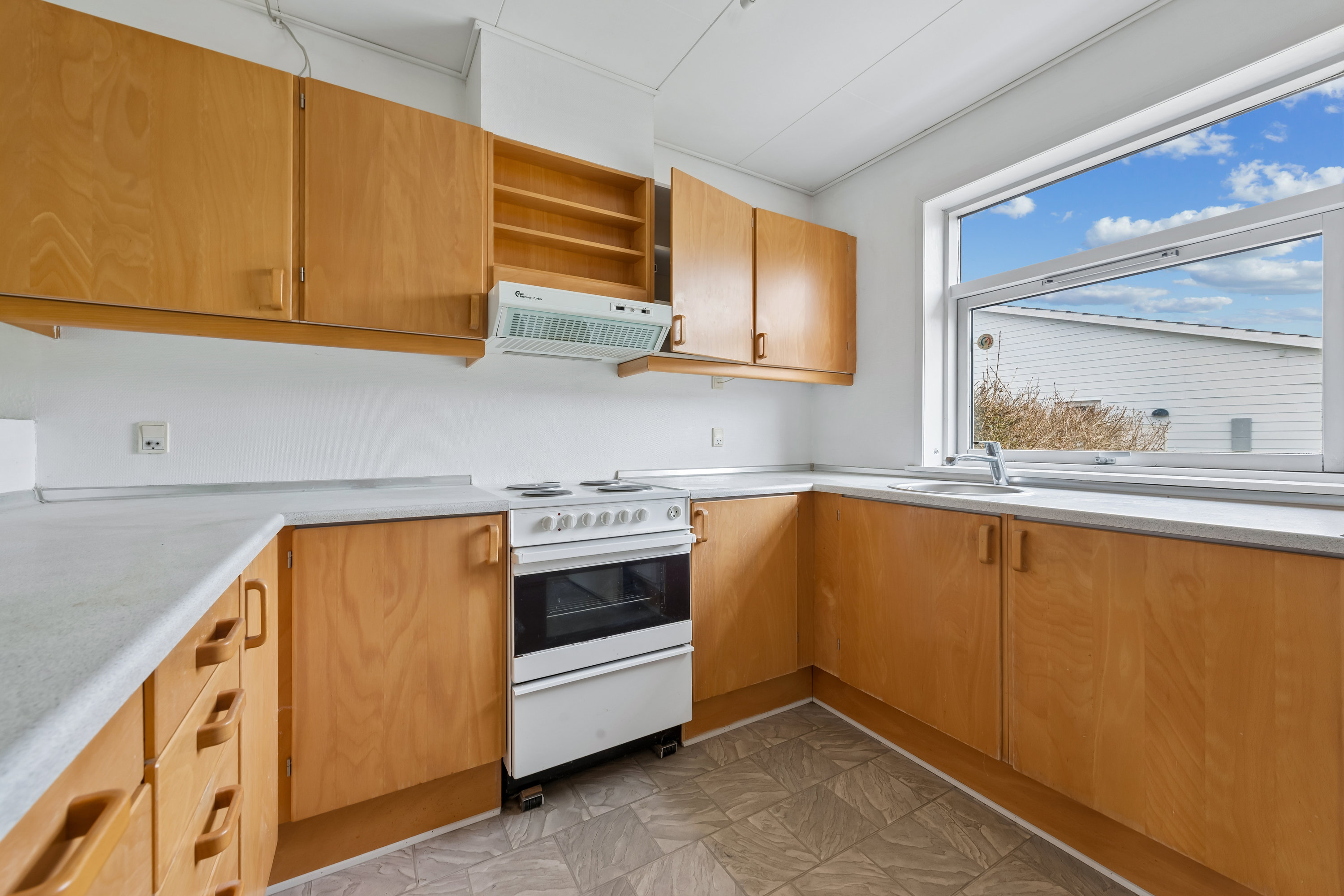 Miniaturebillede 1: køkken. Billede af Hindbærhegnet 8, Høje Taastrup, 2630 Taastrup