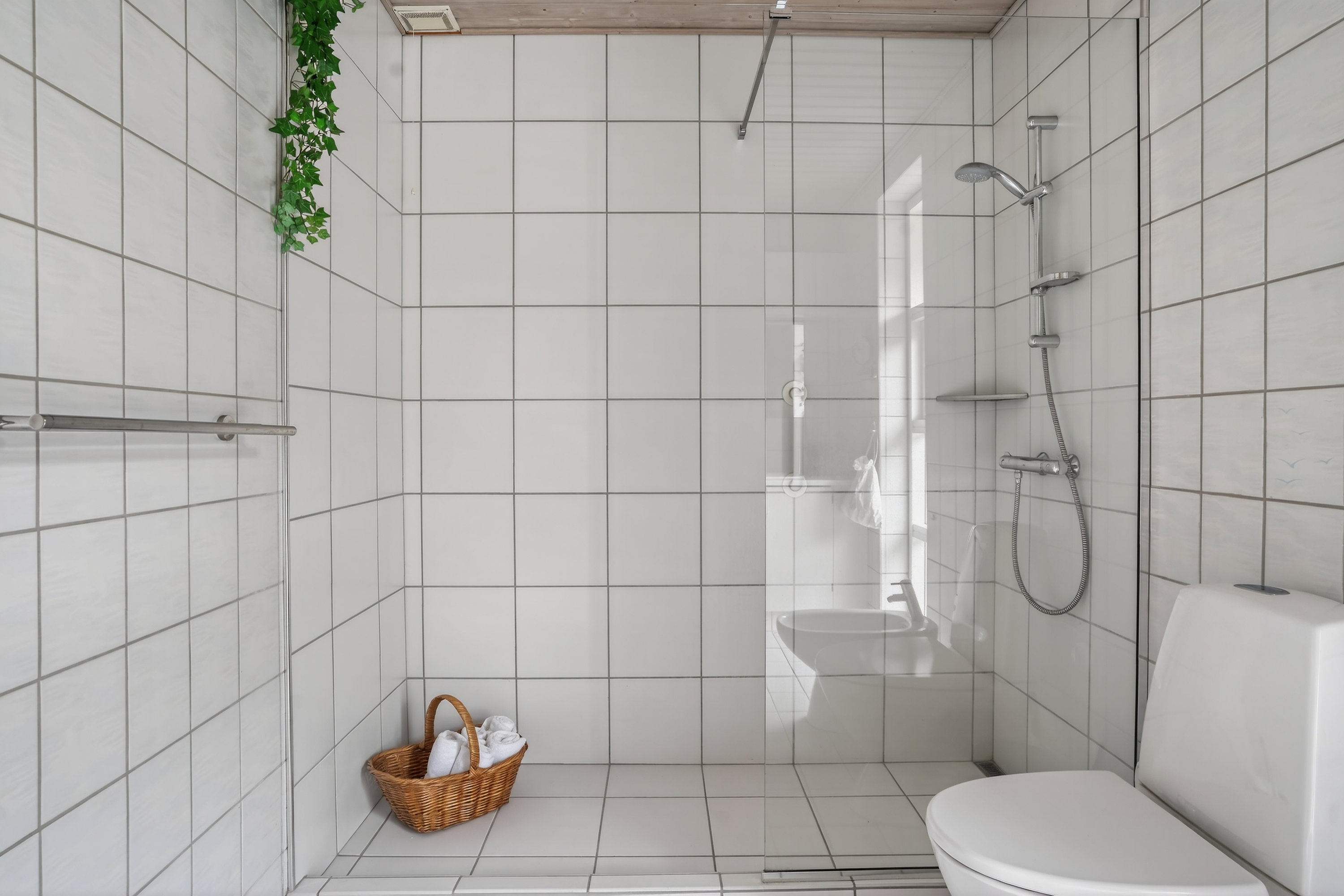 Fremhævet badeværelse billede i fuldskærmstilstand. Billede af Skansørevej 6, 3000 Helsingør