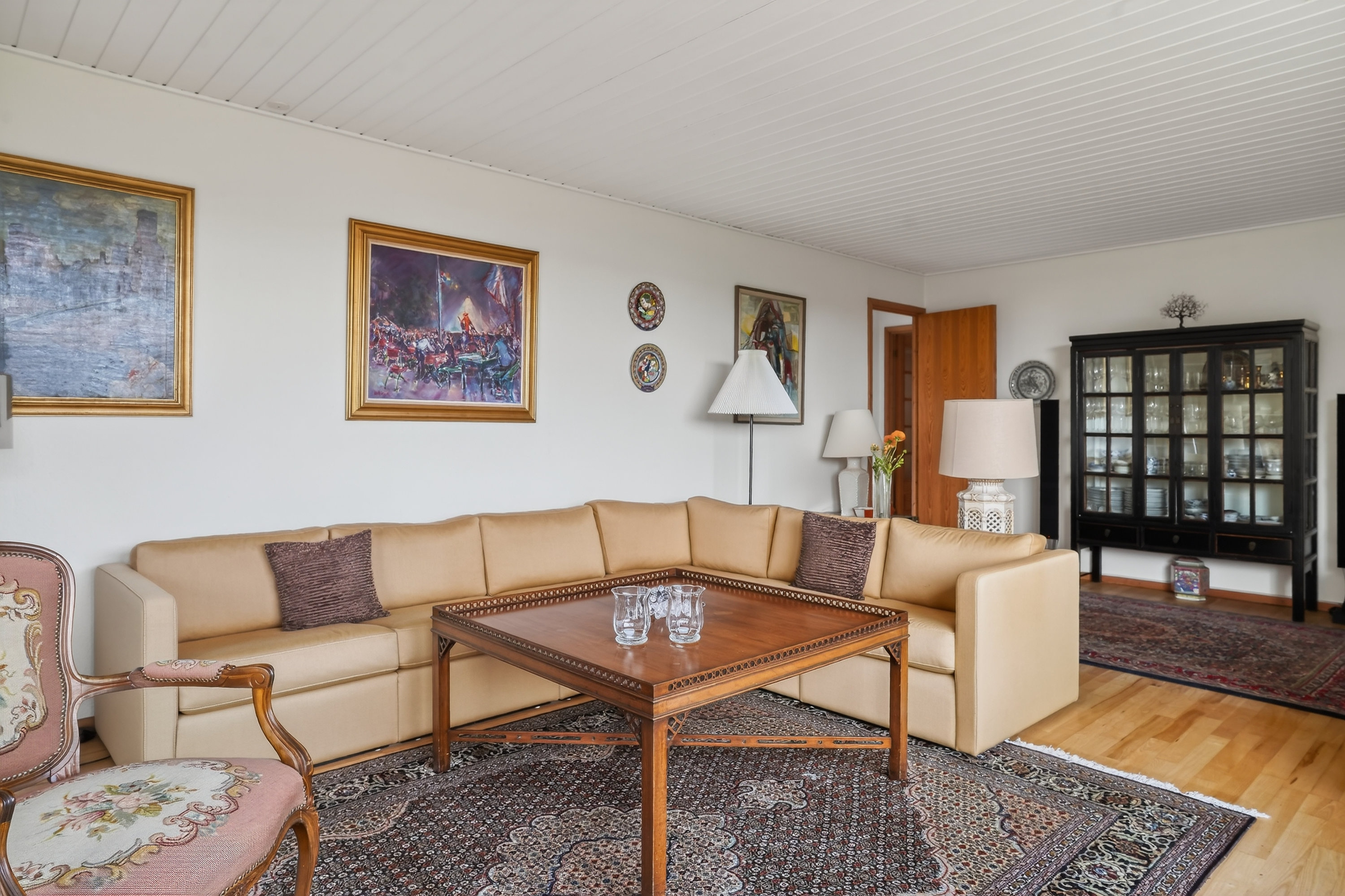 Fremhævet stue billede i fuldskærmstilstand. Billede af Skansørevej 6, 3000 Helsingør