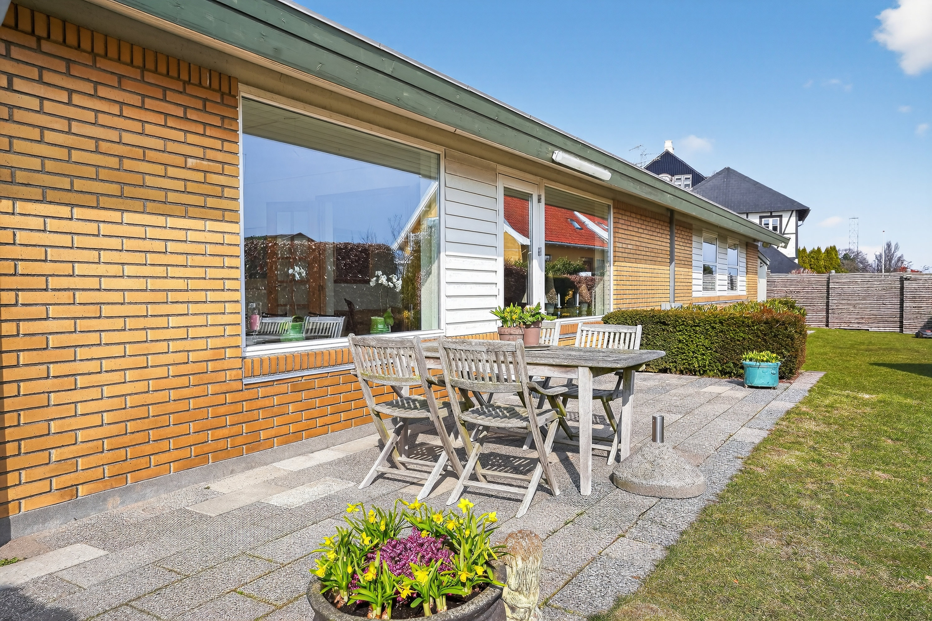 Fremhævet terrasse billede i fuldskærmstilstand. Billede af Skansørevej 6, 3000 Helsingør