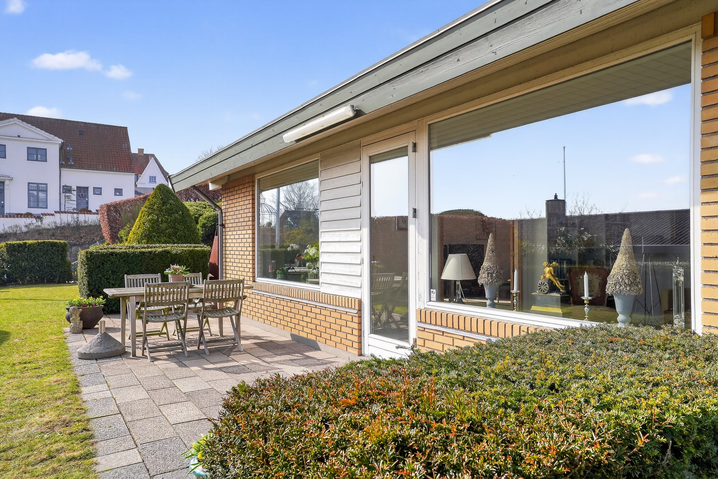 Fremhævet terrasse billede i fuldskærmstilstand. Billede af Skansørevej 6, 3000 Helsingør