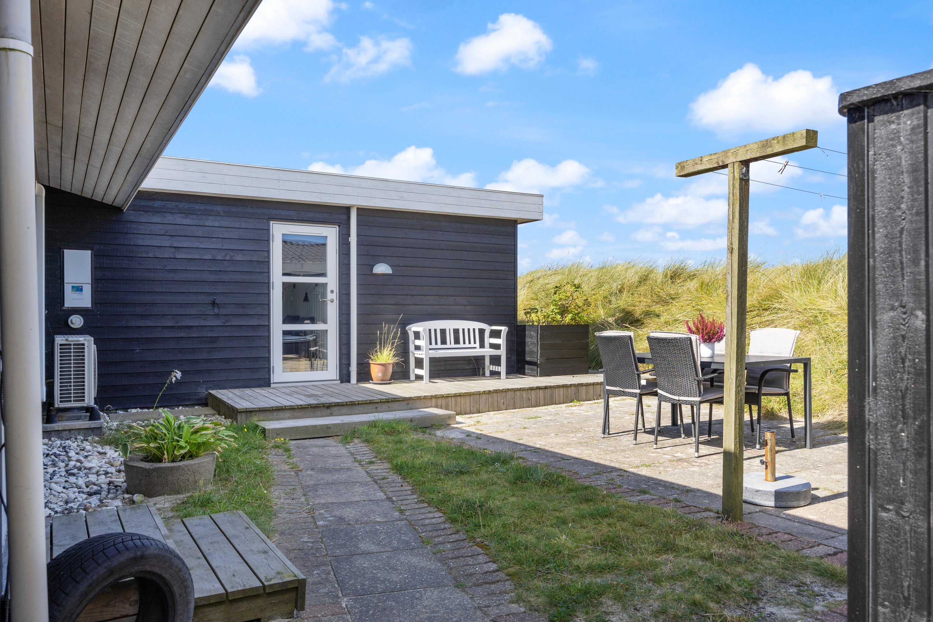 Fremhævet  billede i fuldskærmstilstand. Billede af Karen Brands Vej 131, 6960 Hvide Sande