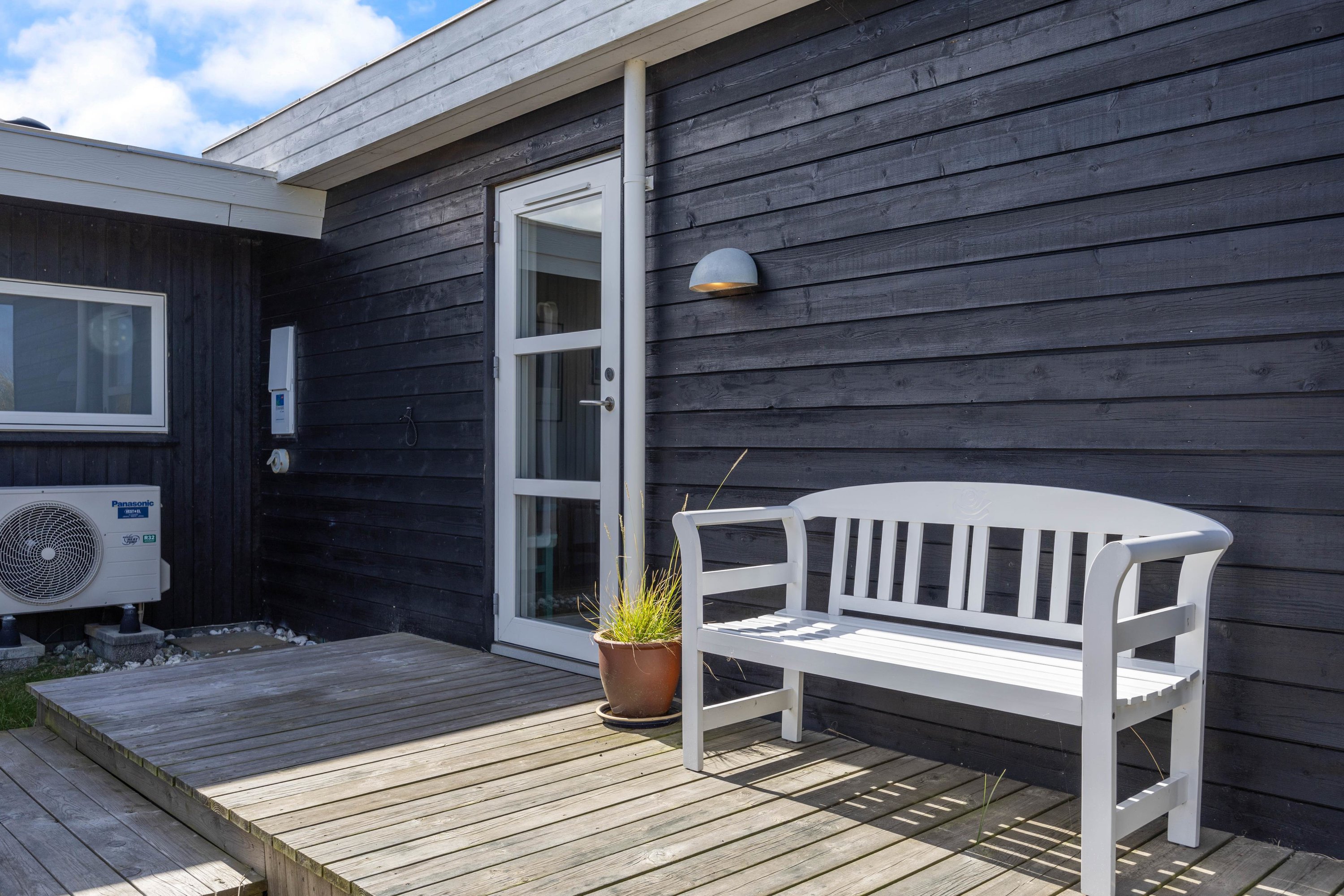 Fremhævet  billede i fuldskærmstilstand. Billede af Karen Brands Vej 131, 6960 Hvide Sande