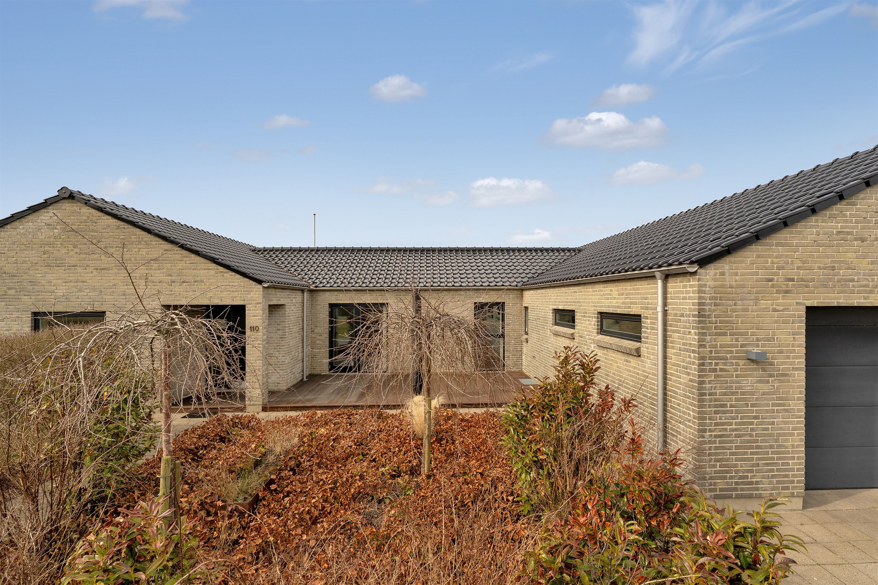 Fremhævet ejendommen billede i fuldskærmstilstand. Billede af Lillevang 110, 7190 Billund