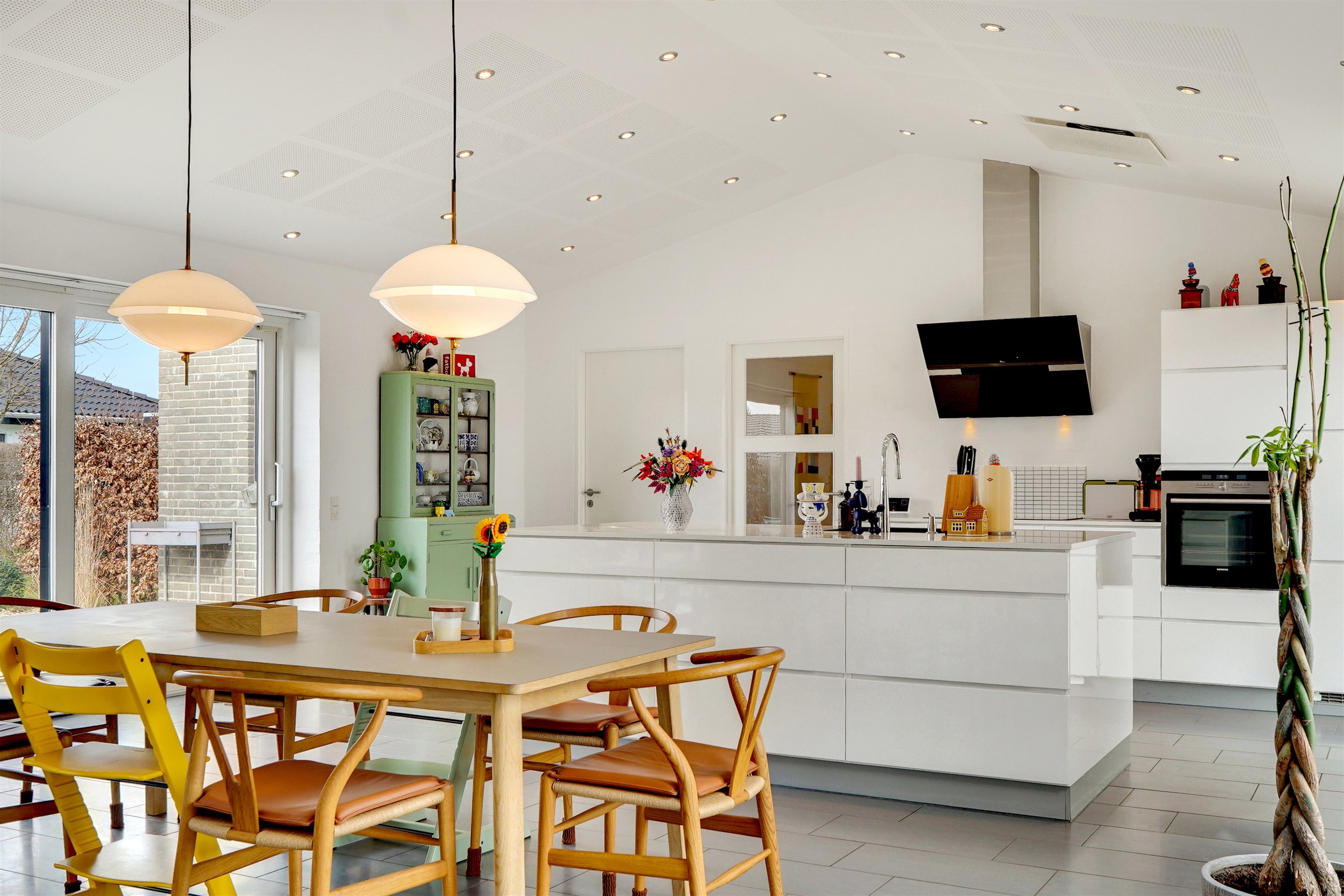 Fremhævet alrum billede i fuldskærmstilstand. Billede af Lillevang 110, 7190 Billund