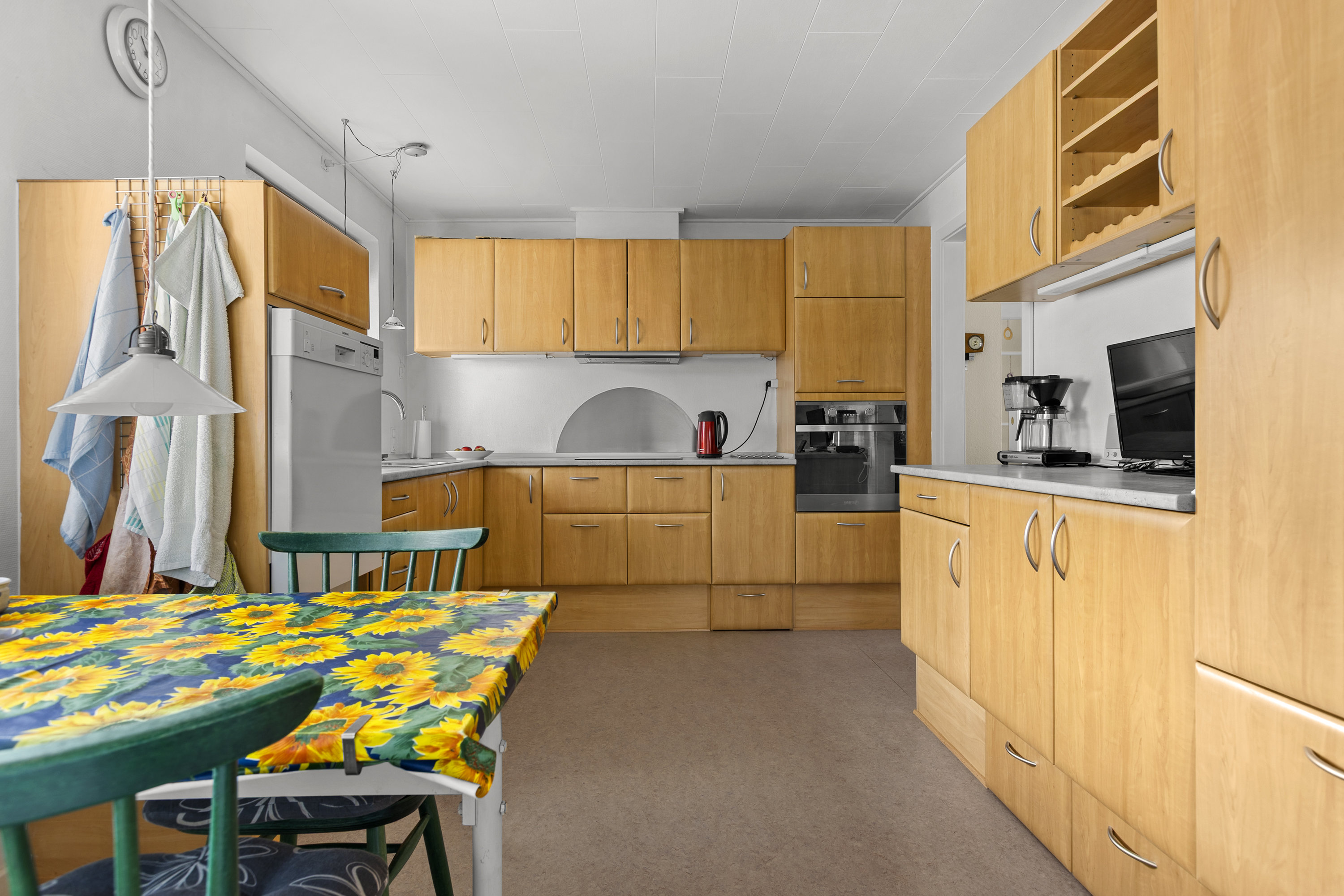 Fremhævet køkken billede i fuldskærmstilstand. Billede af Kristoffersvej 27, 4100 Ringsted