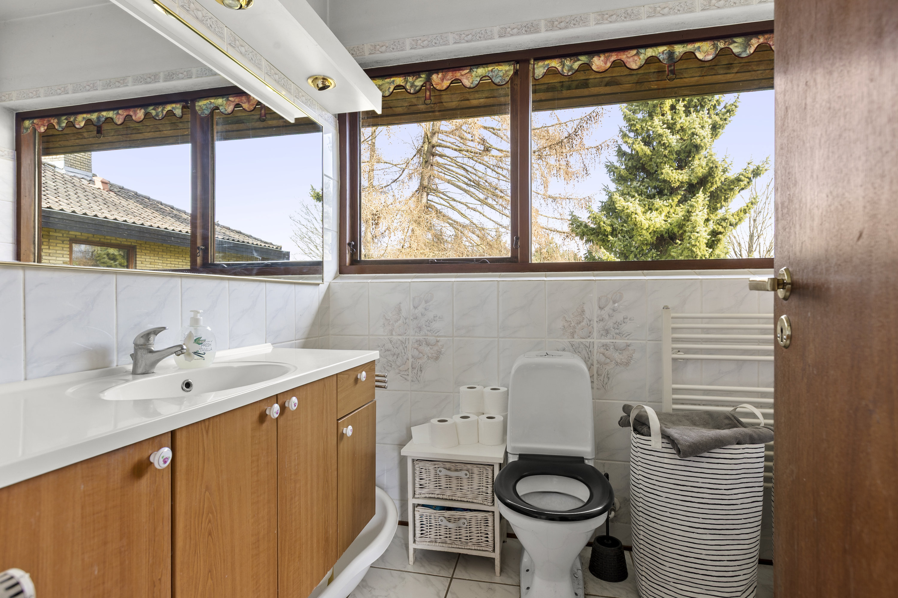 Fremhævet badeværelse billede i fuldskærmstilstand. Billede af Klintemarksvej 19B, Tybjerg, 4100 Ringsted