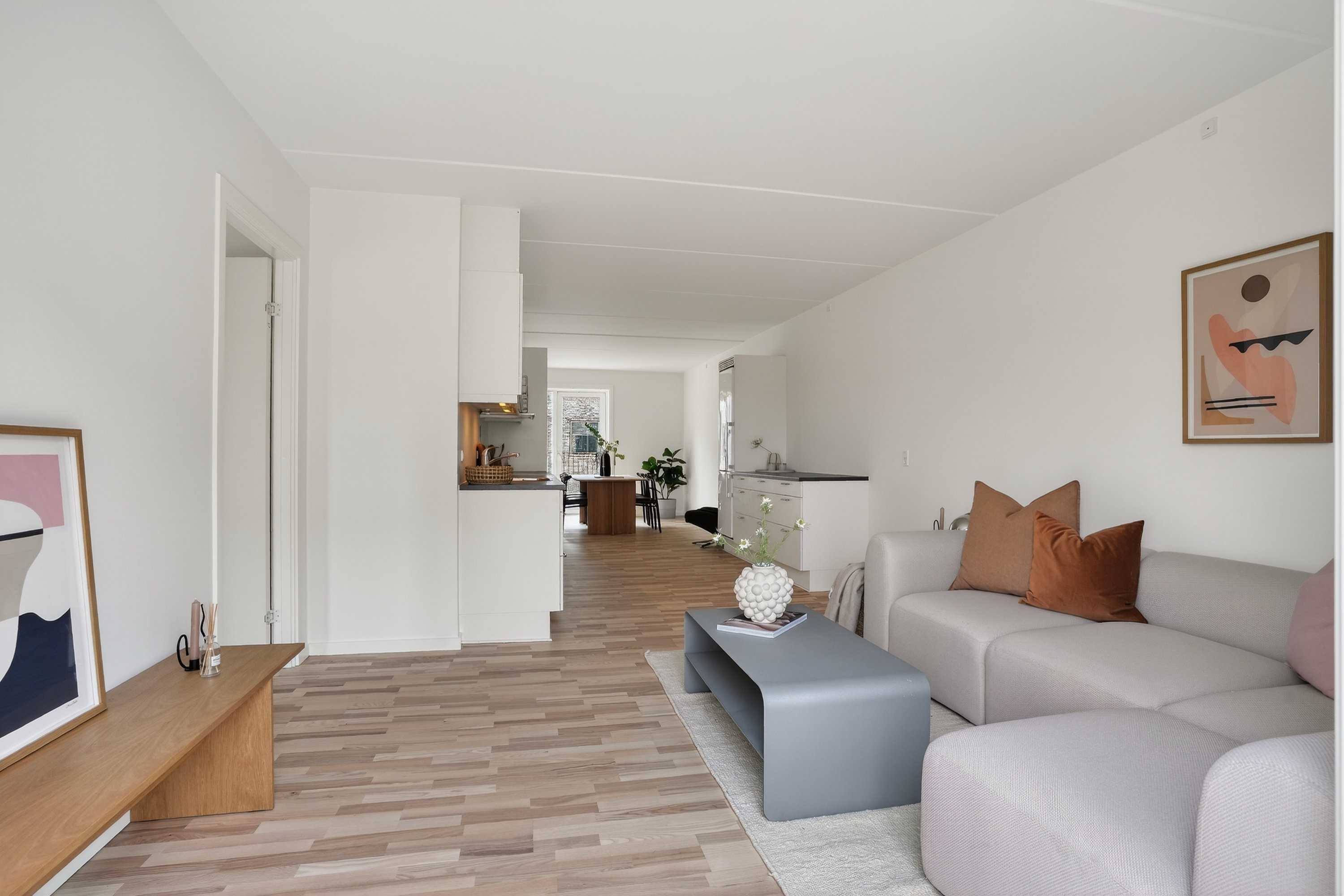 Fremhævet stue billede i fuldskærmstilstand. Billede af Karin Nellemoses Vej 3, 1. th., 2500 Valby