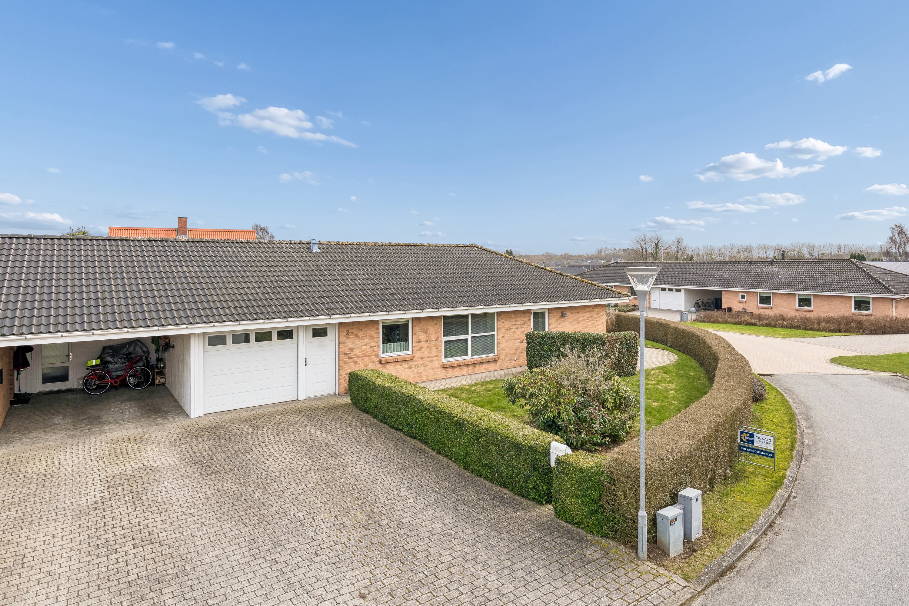 Villa: Ejendommen på Kirkevænget 2, 8722 Hedensted