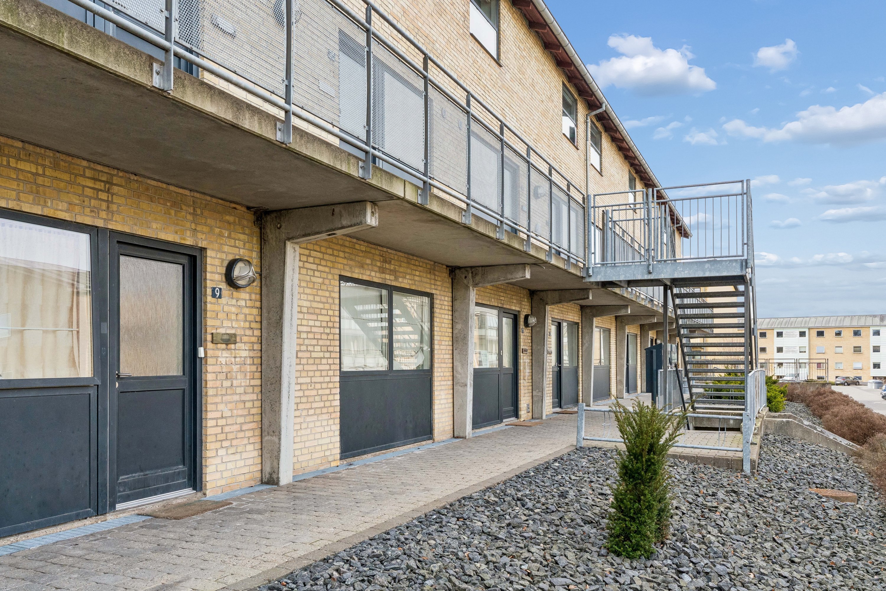 Fremhævet andet billede i fuldskærmstilstand. Billede af Roald Amundsens Vej 11, st.., 9210 Aalborg SØ